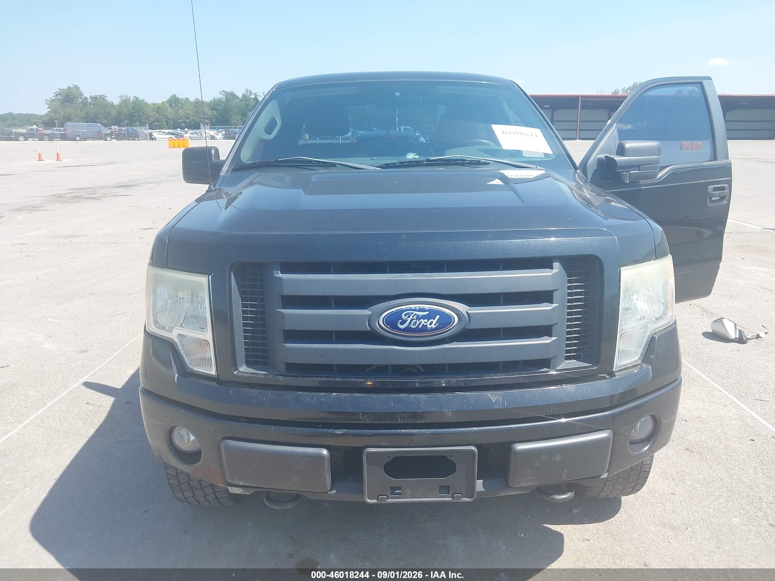 2010 Ford F-150 Stx Black vin: 1FTMF1EW4AKC54268