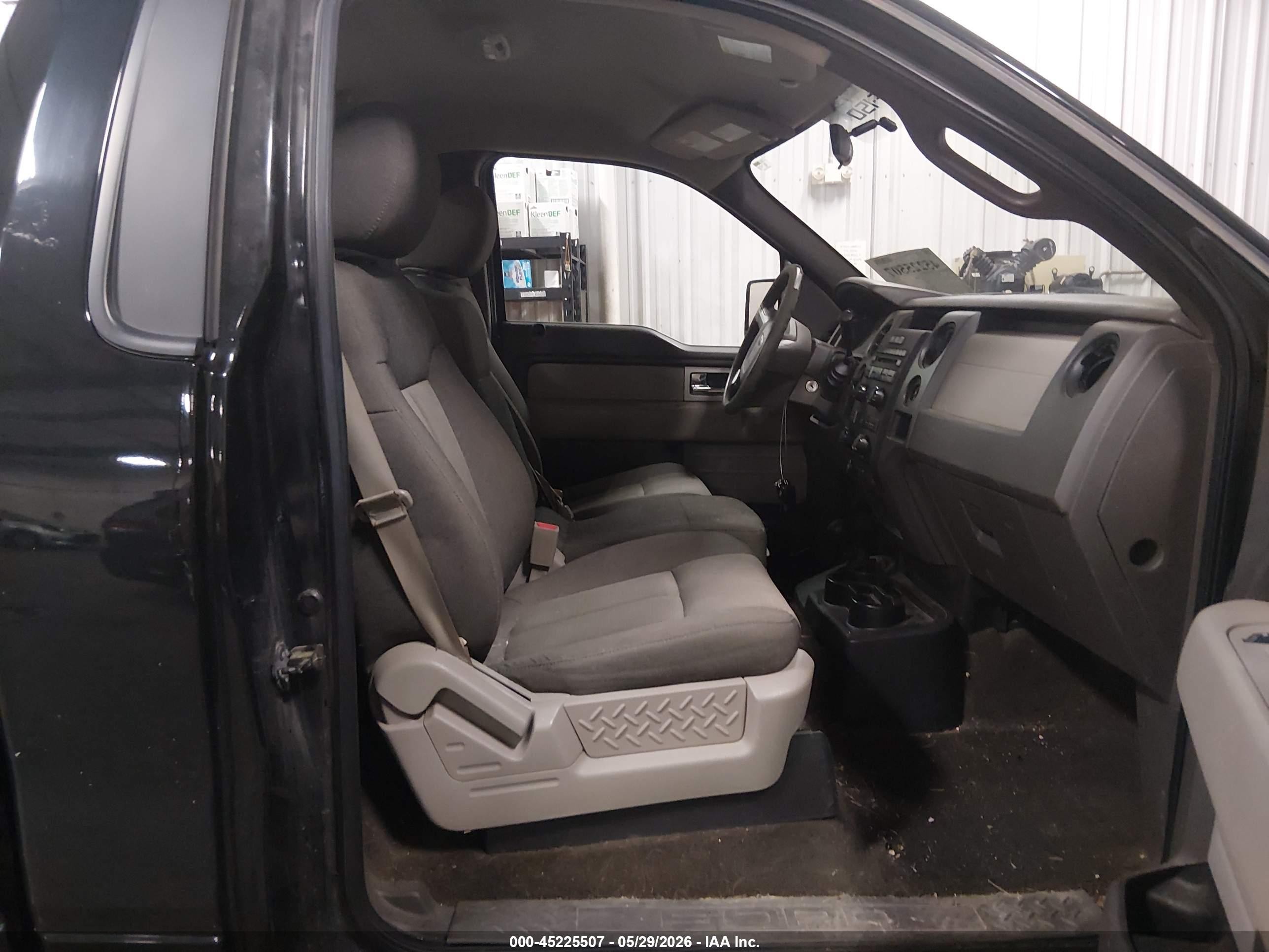 2010 Ford F-150 Stx Черный vin: 1FTMF1EW7AKB24176