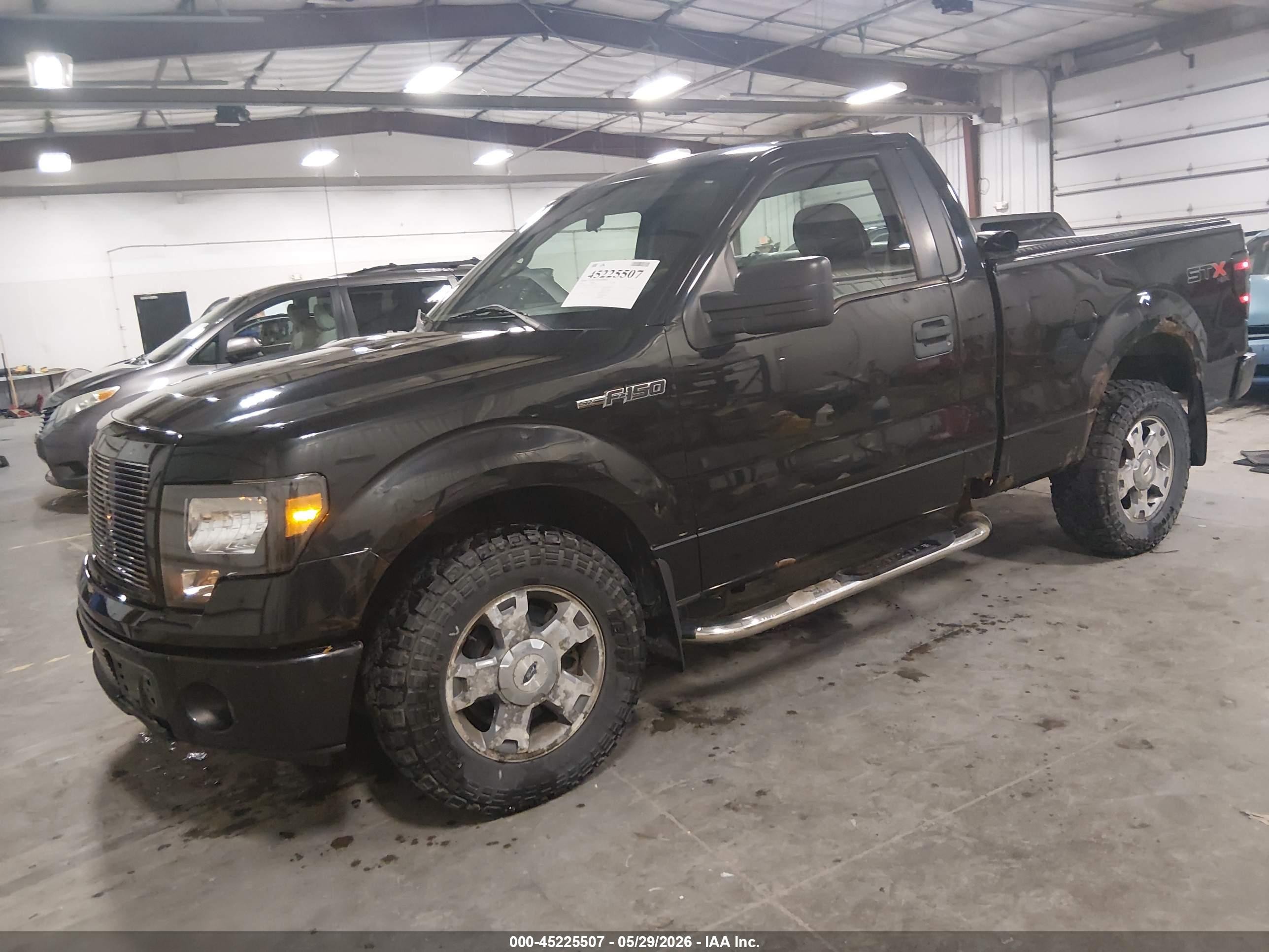 2010 Ford F-150 Stx Черный vin: 1FTMF1EW7AKB24176