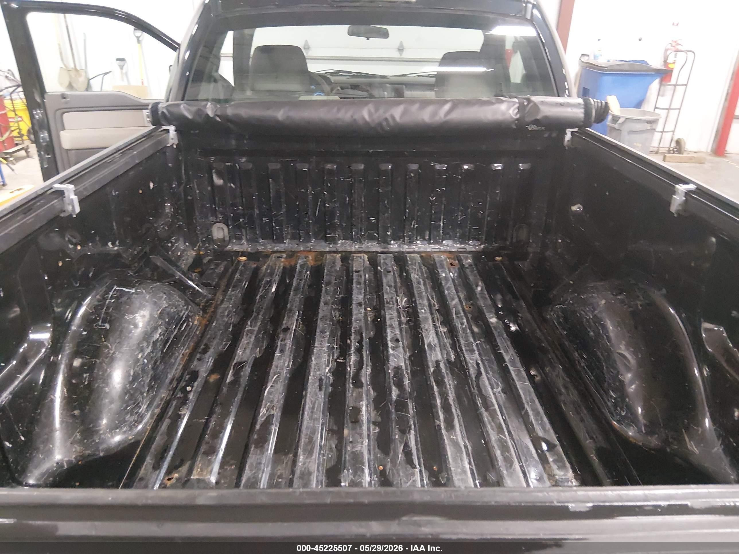 2010 Ford F-150 Stx Черный vin: 1FTMF1EW7AKB24176