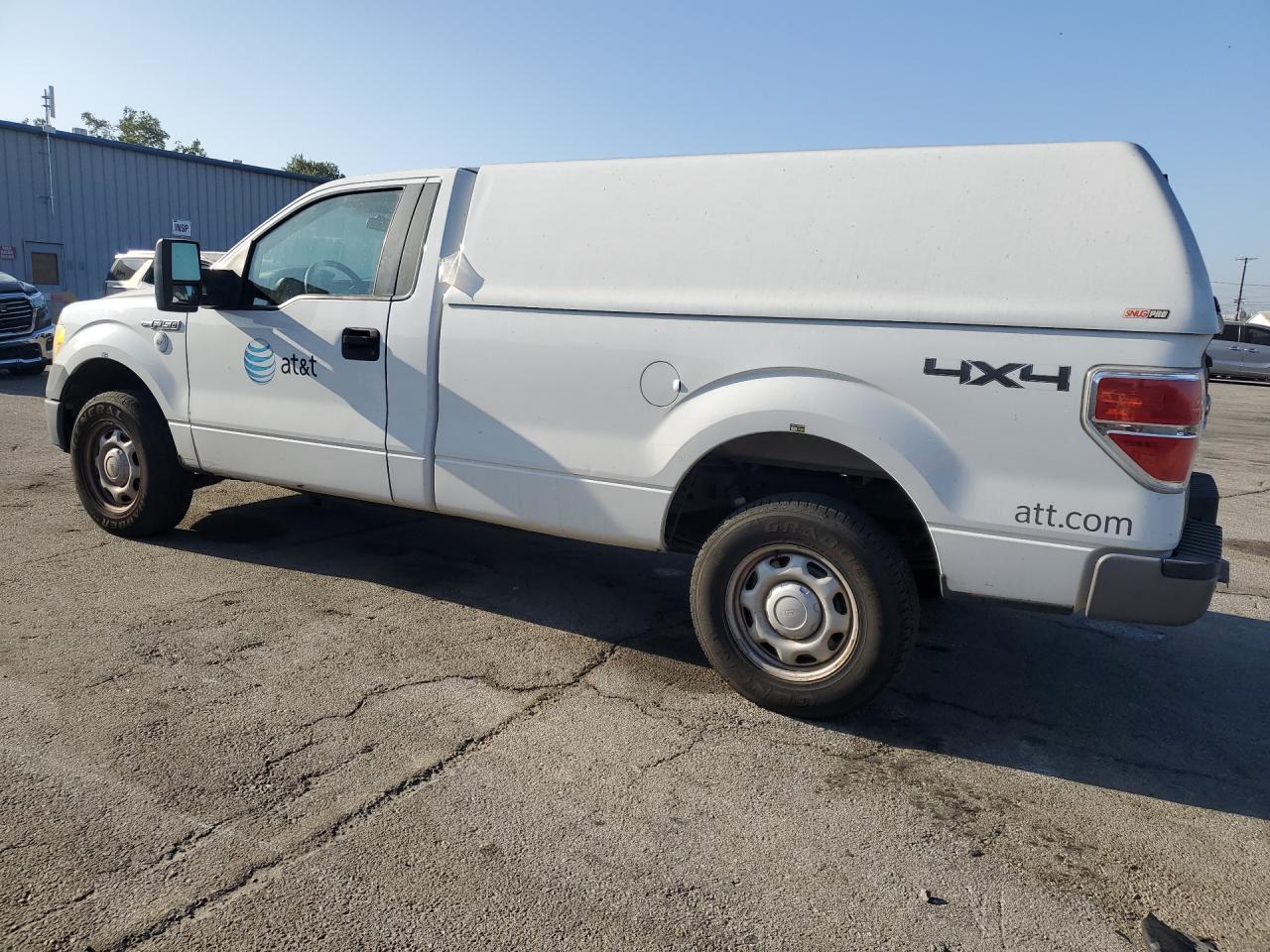 2010 Ford F150 White vin: 1FTMF1EWXAKE81223 Damage: Left Front Tire, Worn, Replacement Required