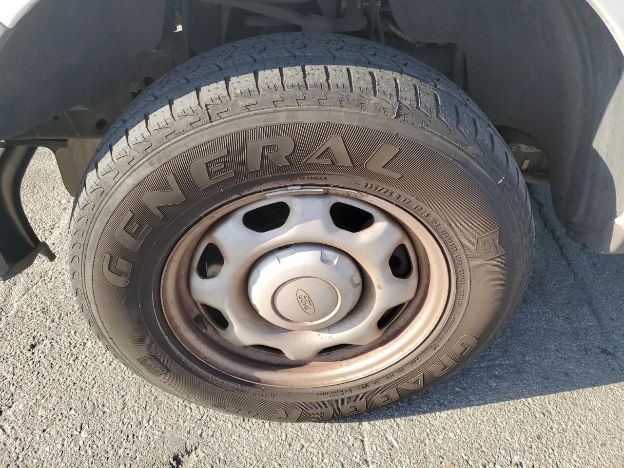 2010 Ford F150 White vin: 1FTMF1EWXAKE81223 Damage: Left Front Wheel, Chipped, 4