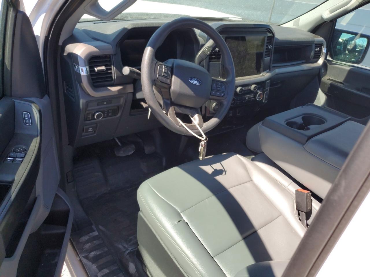 2025 Ford F150 Xl White vin: 1FTMF1KP6SKD73065