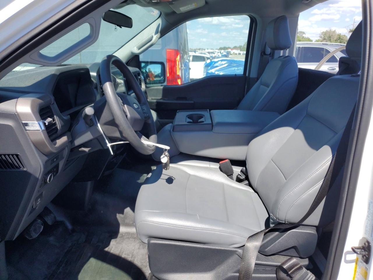 2025 Ford F150 Xl White vin: 1FTMF1KP6SKD73065