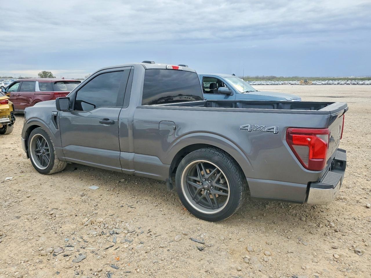 2024 Ford F150 Xl Gray vin: 1FTMF1L50RKE47491