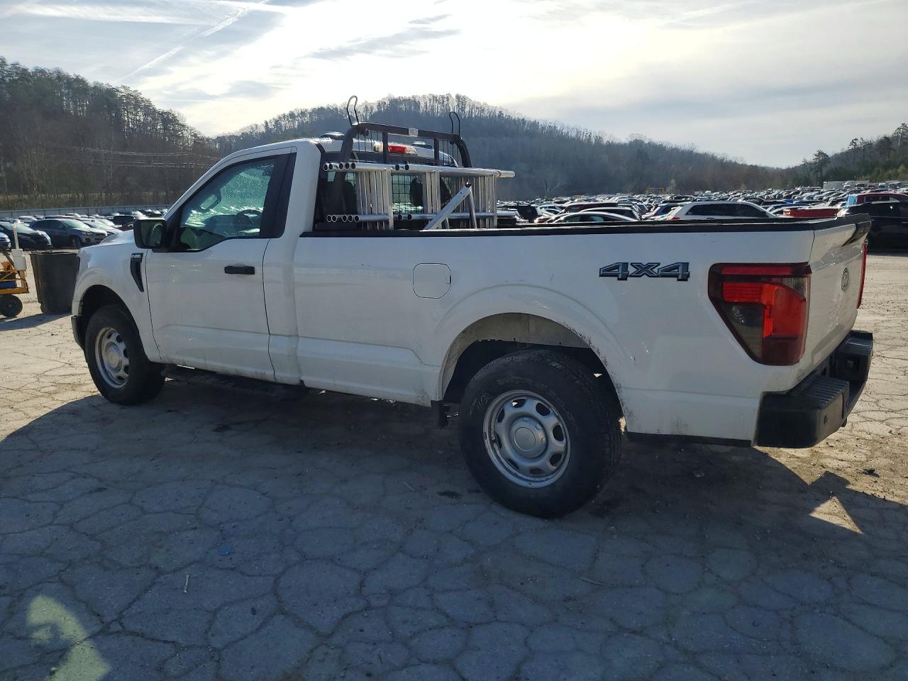 2024 Ford F150 Xl White vin: 1FTMF1LP1RKF69651