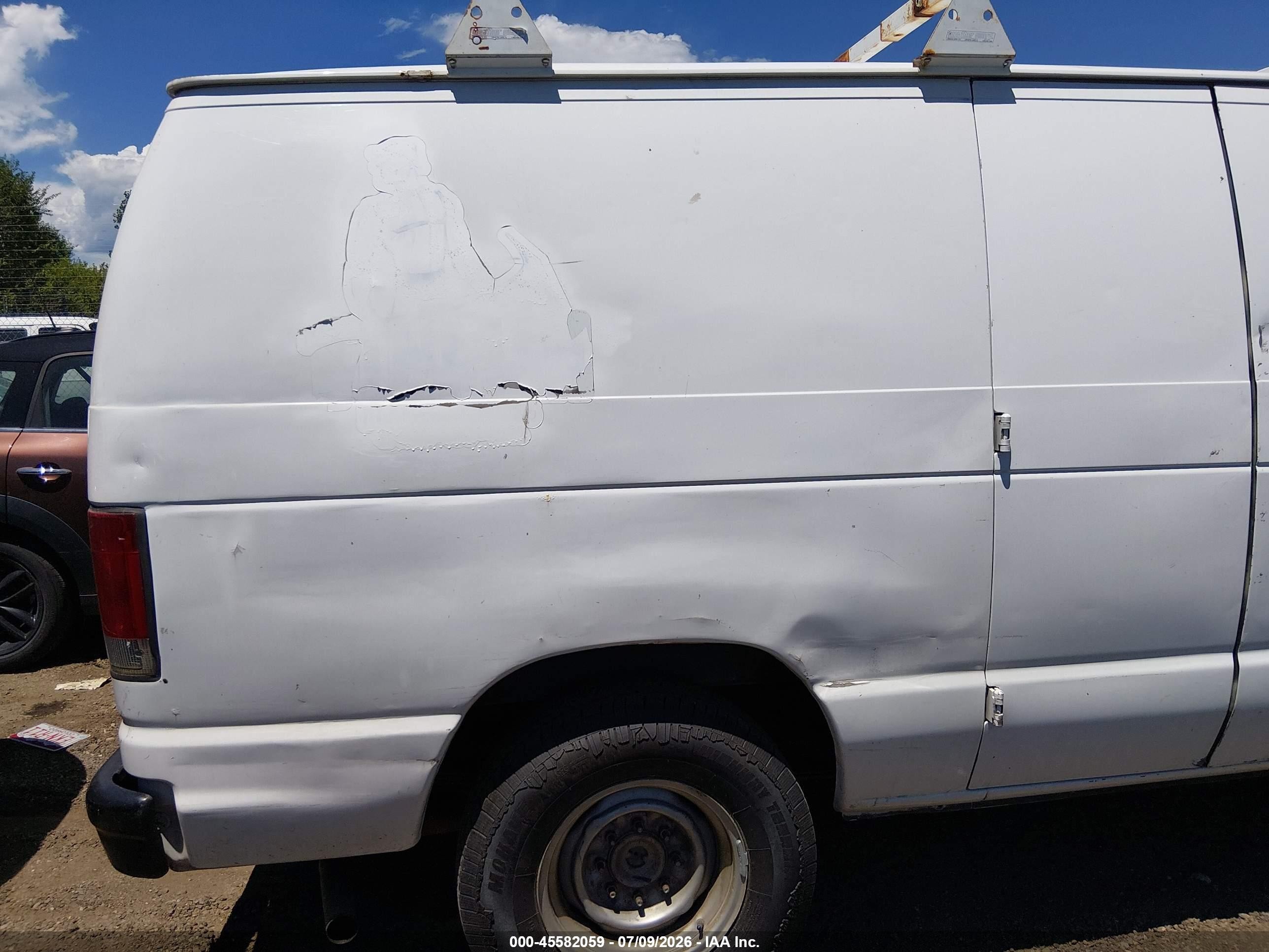 2007 Ford E-150 Commercial/recreational Белый vin: 1FTNE14W07DA08968