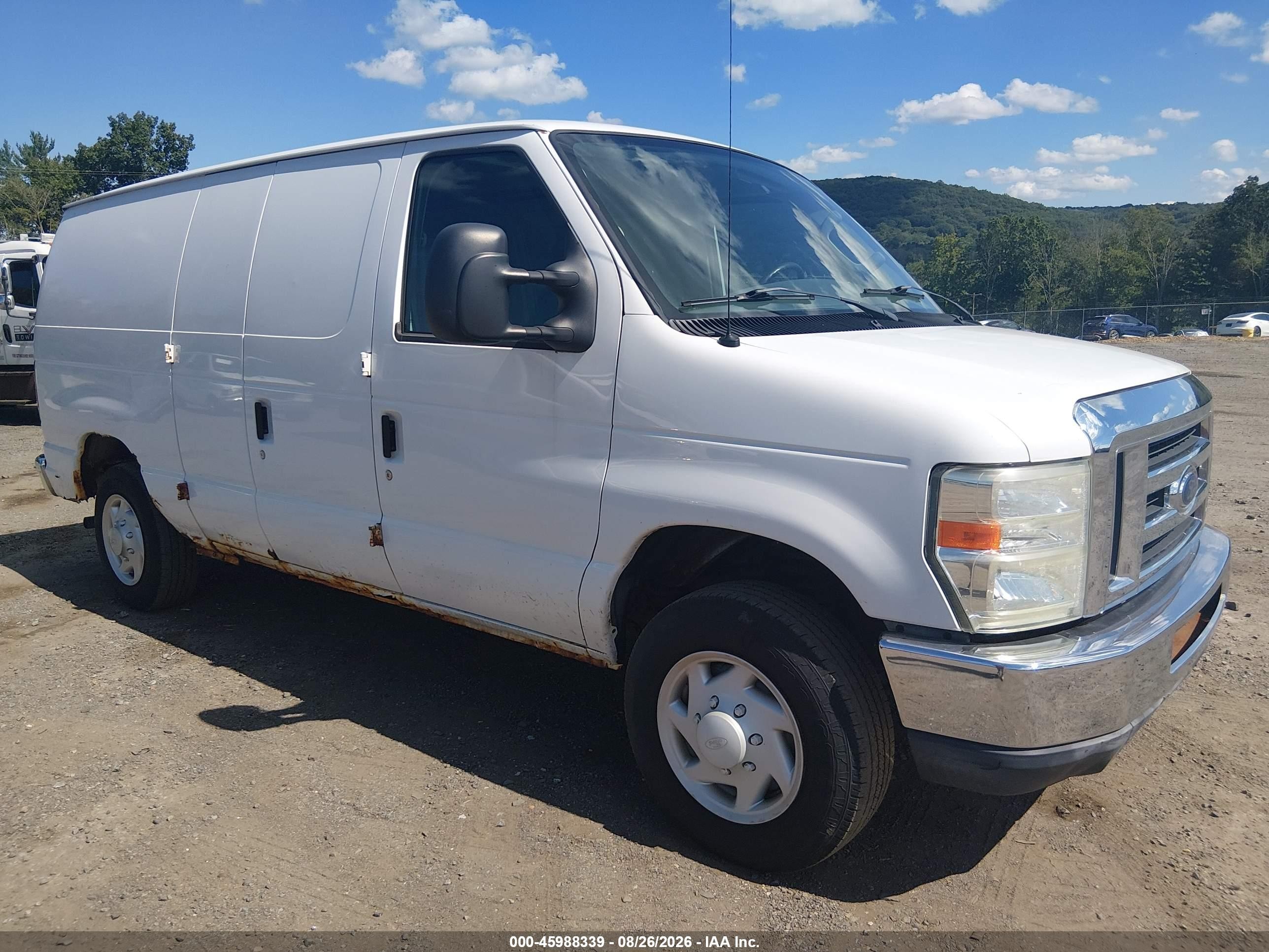 2008 Ford E-150 Commercial/recreational White vin: 1FTNE14W08DA34696