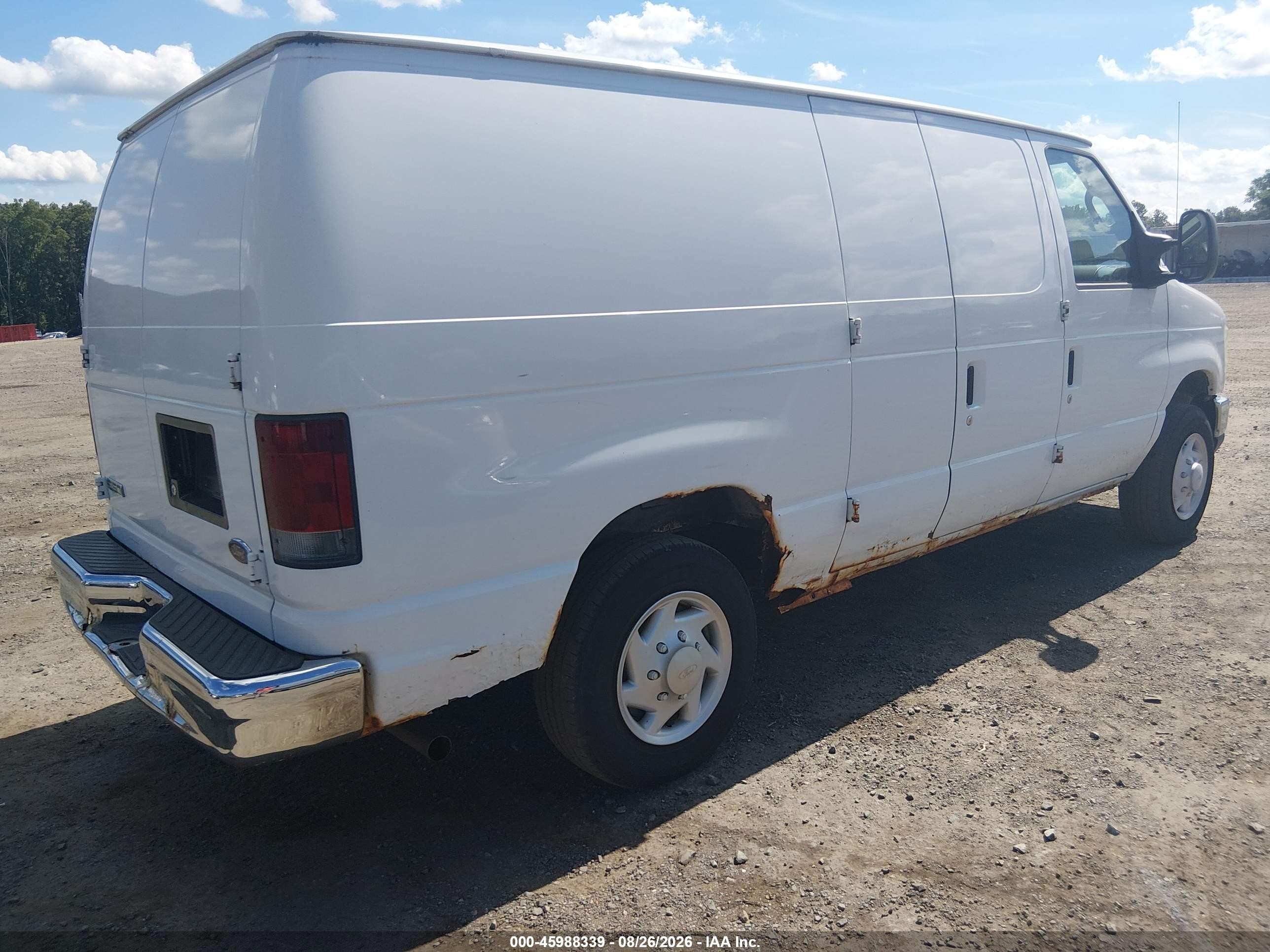 2008 Ford E-150 Commercial/recreational White vin: 1FTNE14W08DA34696