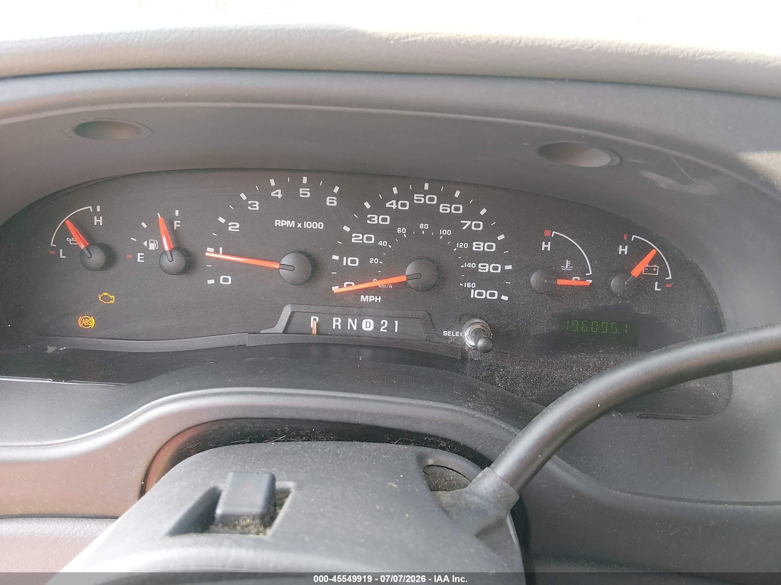 2008 Ford E-150 Commercial/recreational White vin: 1FTNE14W18DA07698