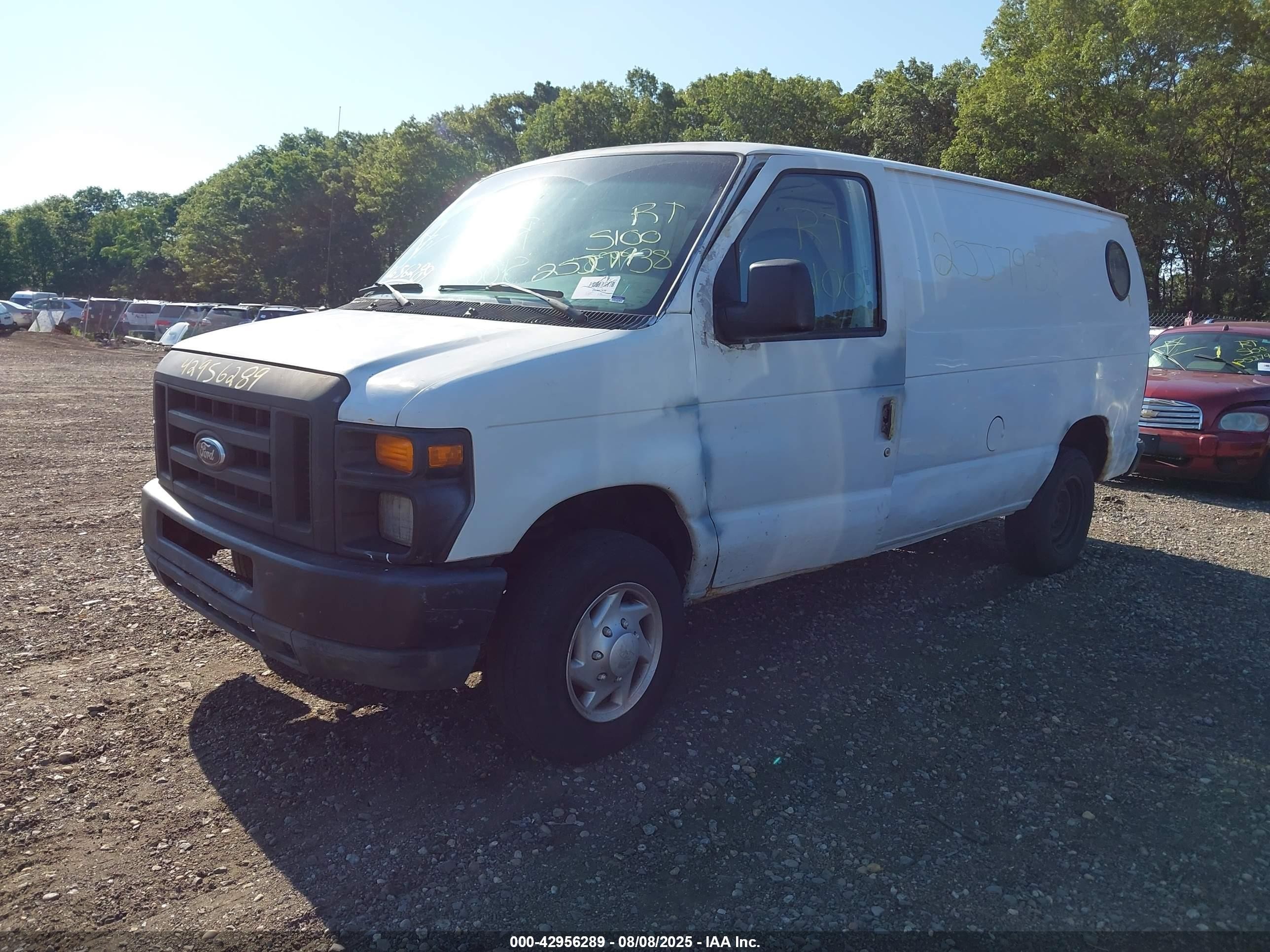 2008 Ford E-150 Commercial/recreational White vin: 1FTNE14W28DA43772