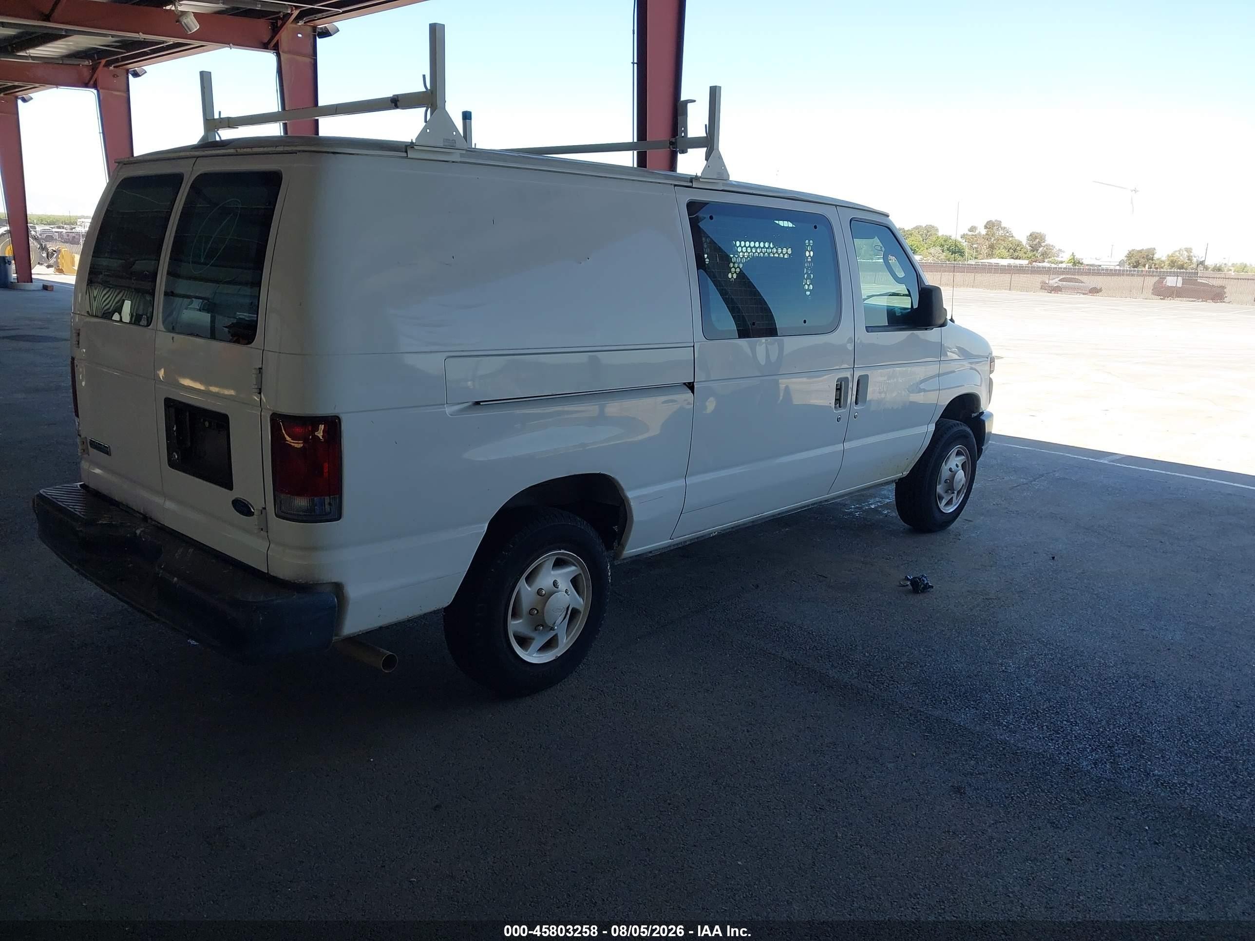 2008 Ford E-150 Commercial/recreational White vin: 1FTNE14W38DA35437