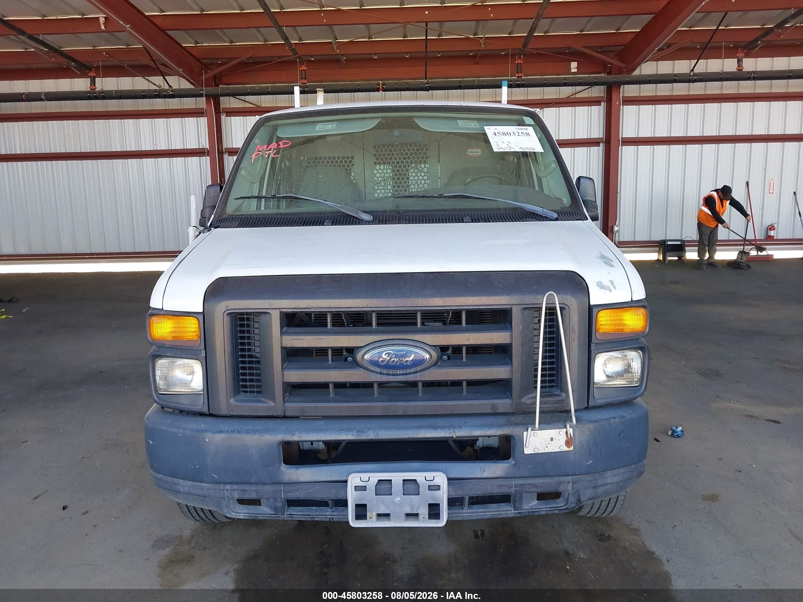 2008 Ford E-150 Commercial/recreational White vin: 1FTNE14W38DA35437