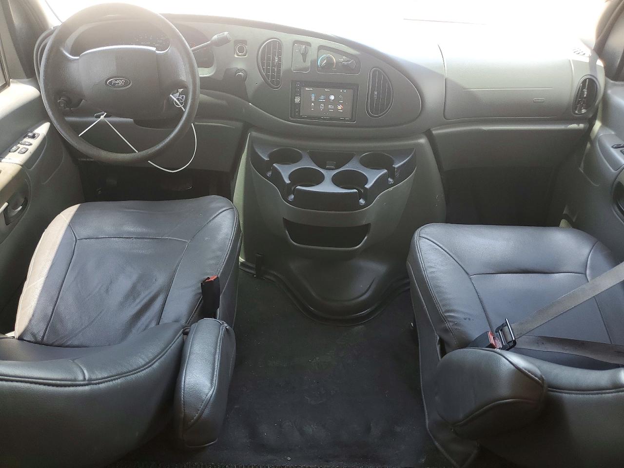 2007 Ford Econoline E150 Van White vin: 1FTNE14W47DA71314