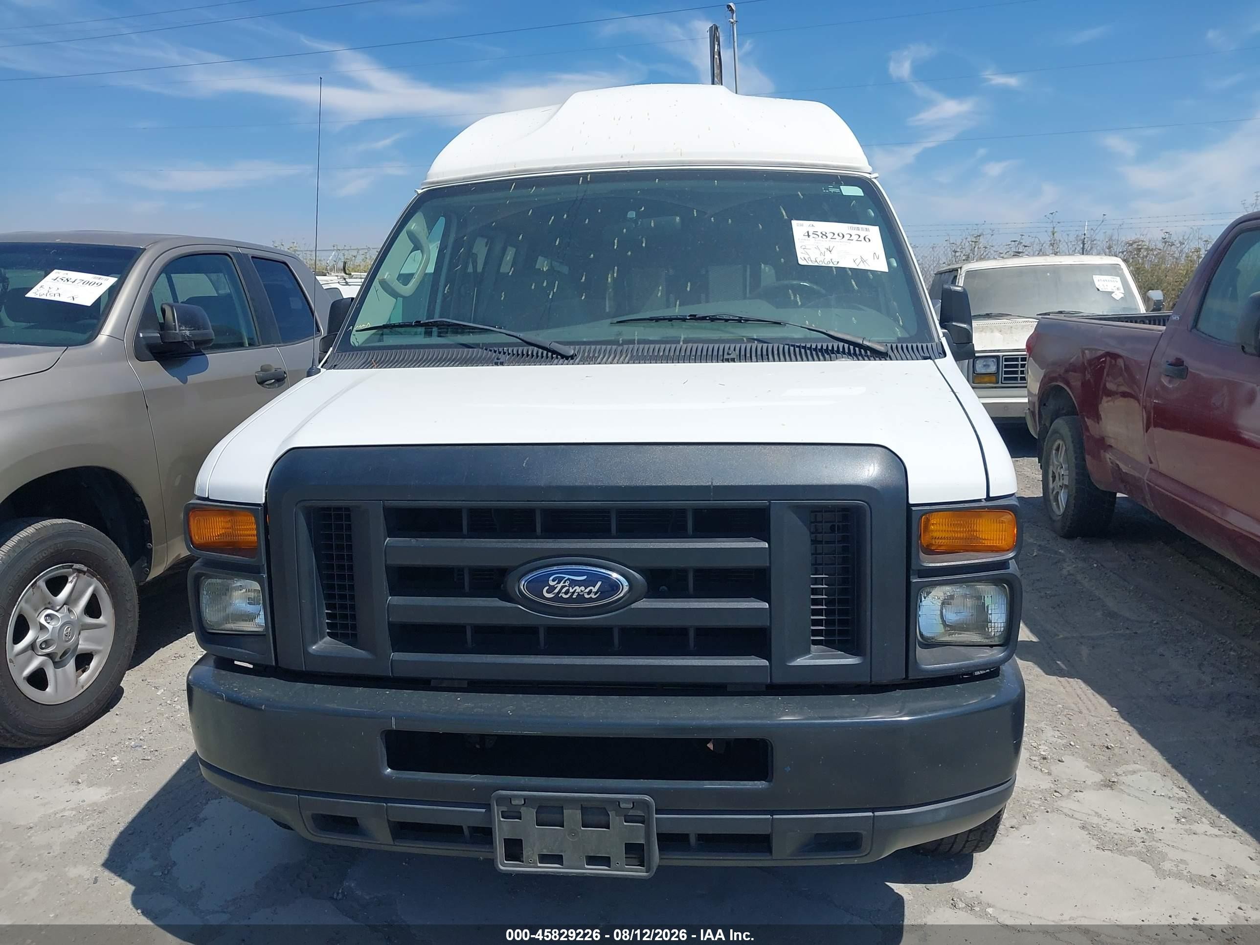 2008 Ford E-150 Commercial/recreational White vin: 1FTNE14W48DB13269