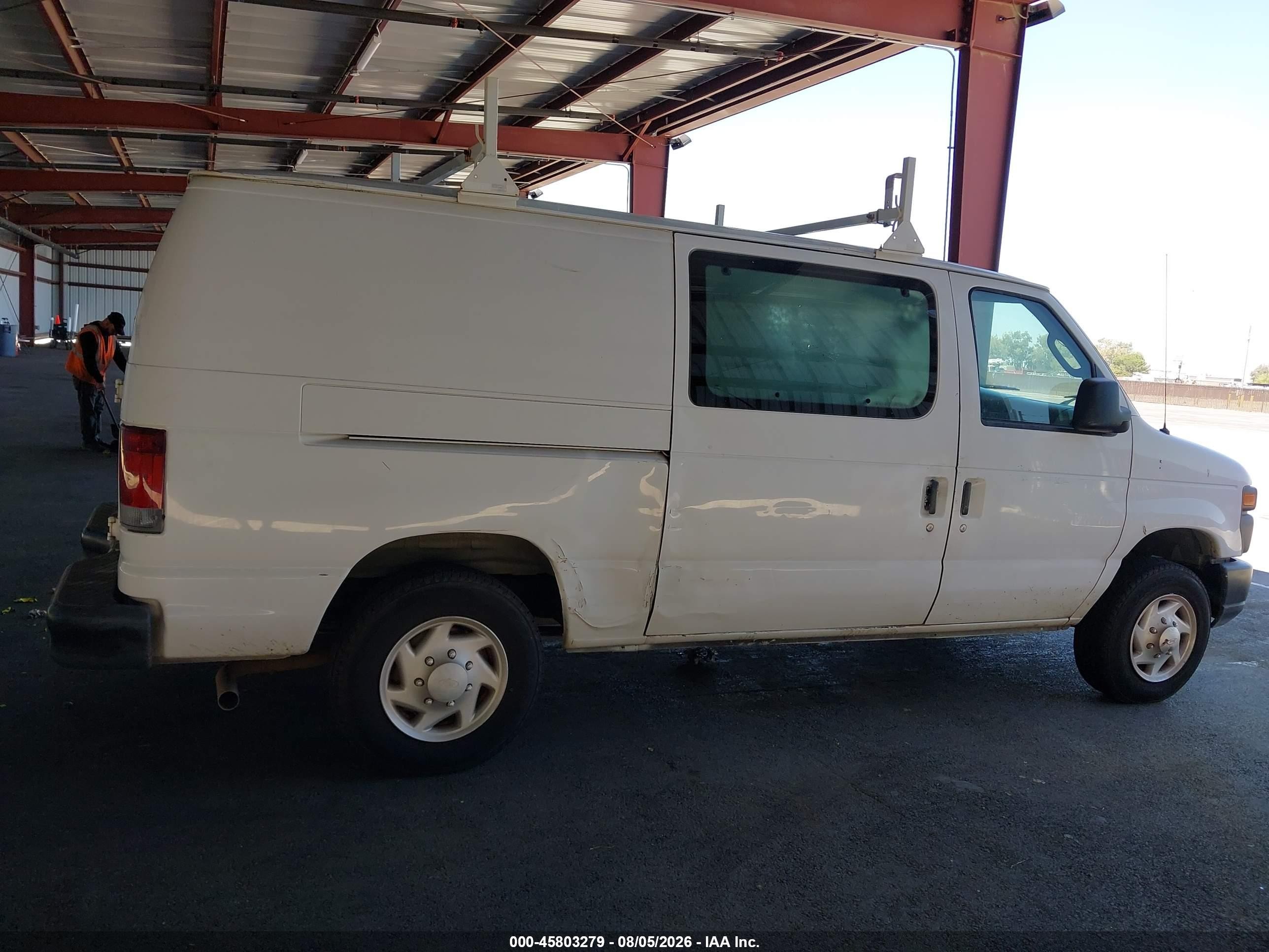 2008 Ford E-150 Commercial/recreational White vin: 1FTNE14W58DA35438