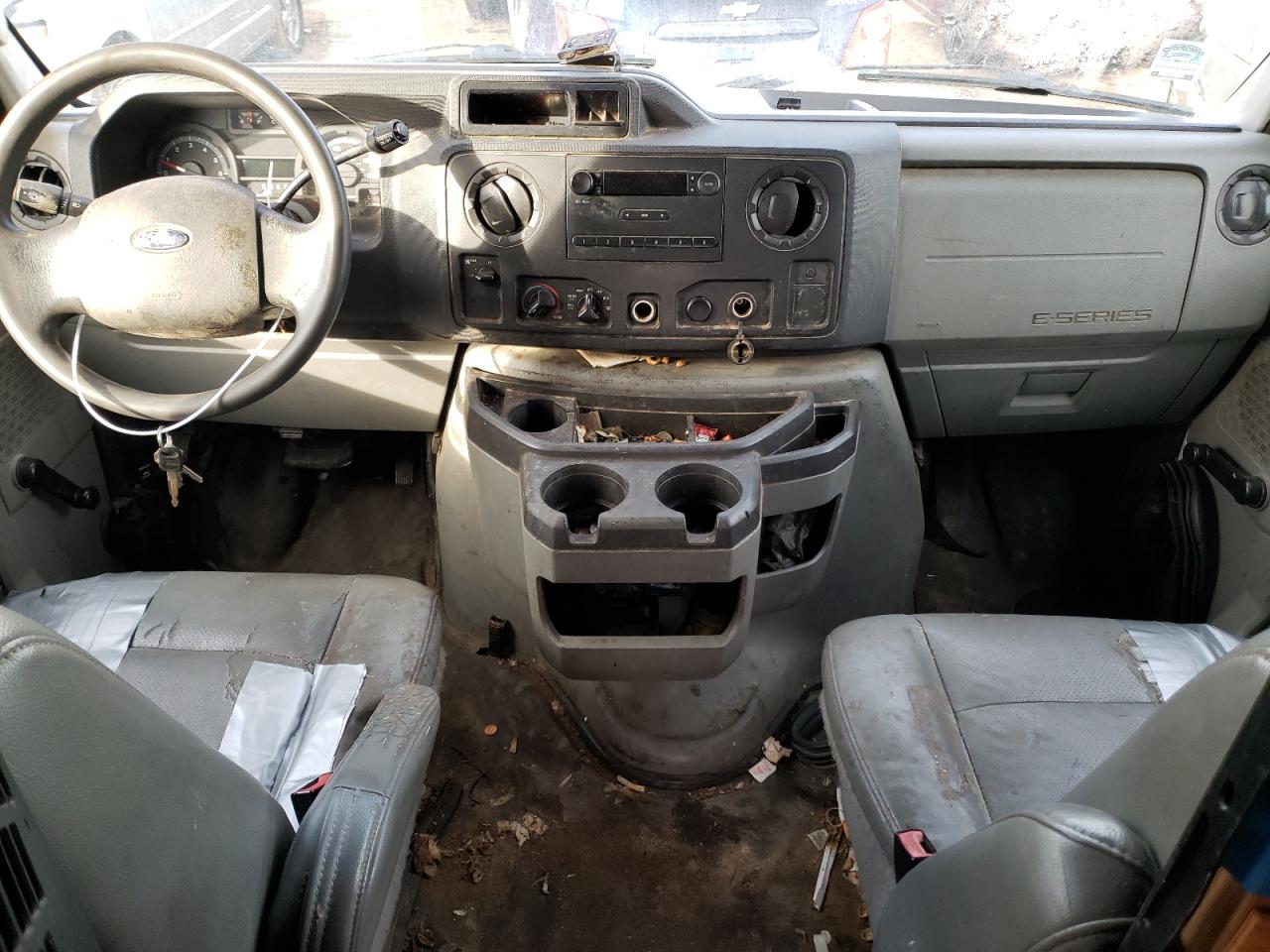 2009 Ford Econoline E150 Van White vin: 1FTNE14W59DA75908