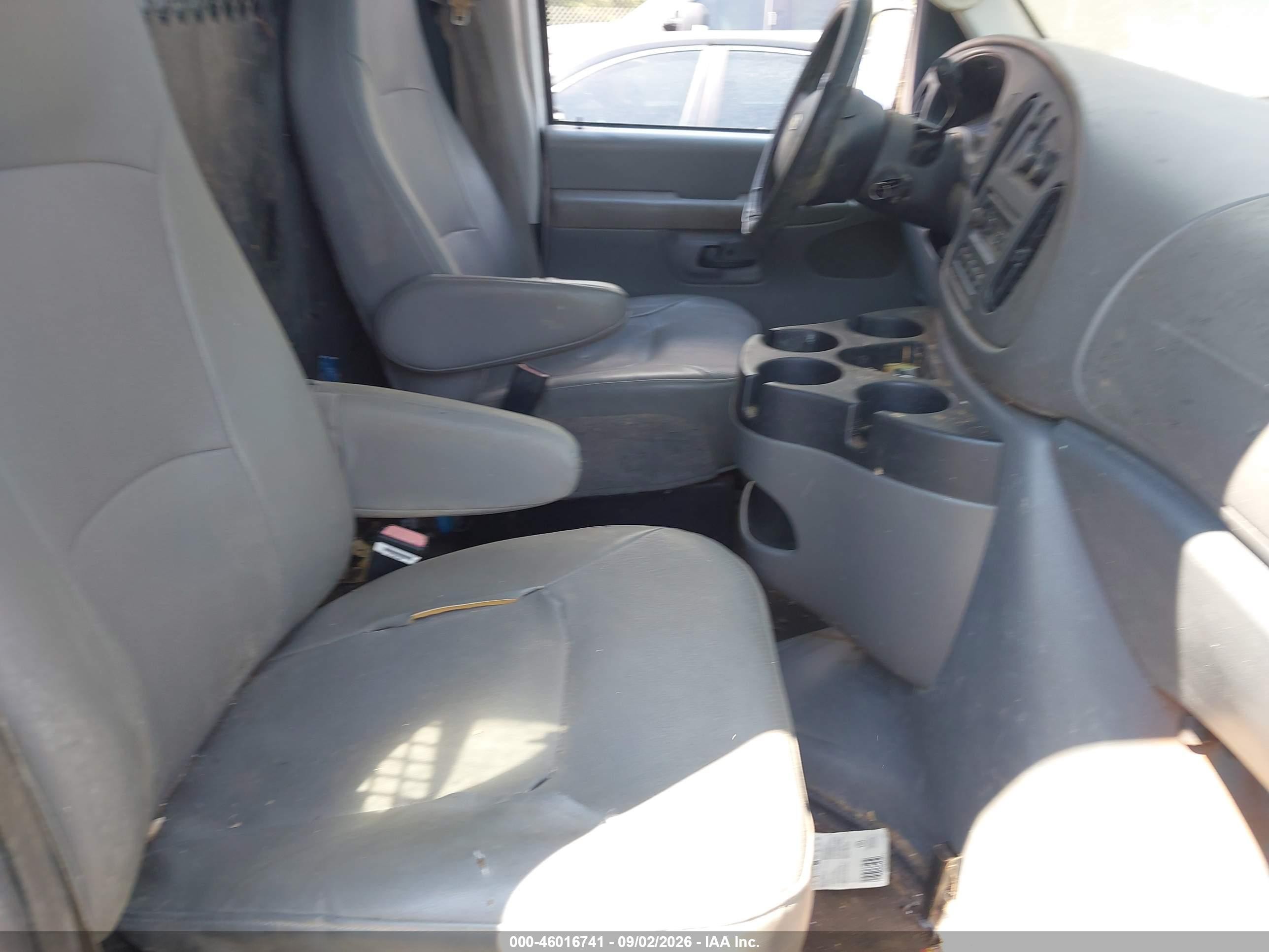 2007 Ford E-150 Commercial/recreational White vin: 1FTNE14W67DB35336