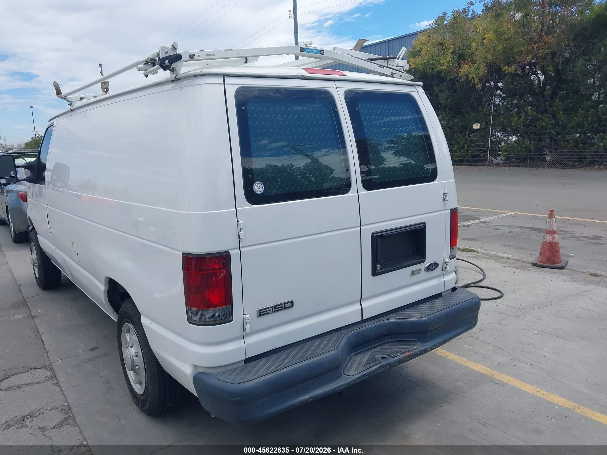 2009 Ford E-150 Commercial/recreational Белый vin: 1FTNE14W69DA23669
