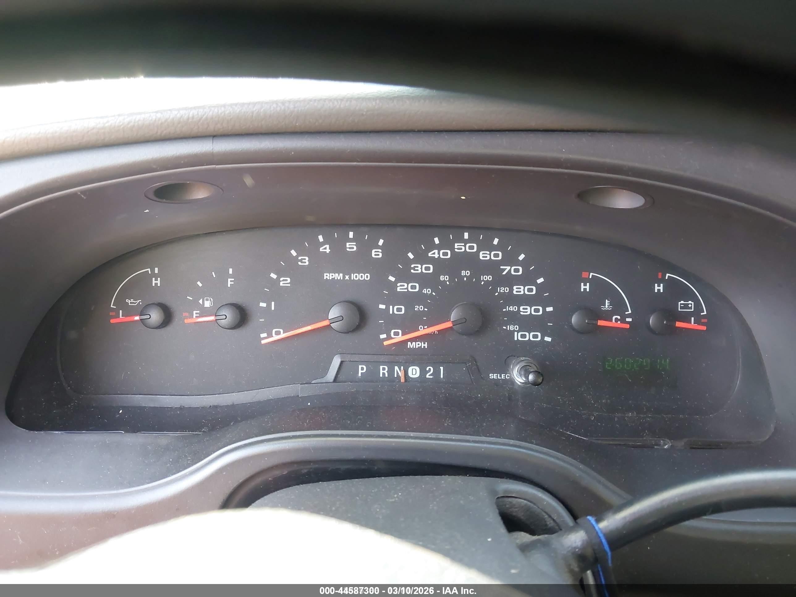 2007 Ford E-150 Commercial/recreational White vin: 1FTNE14W77DA26738