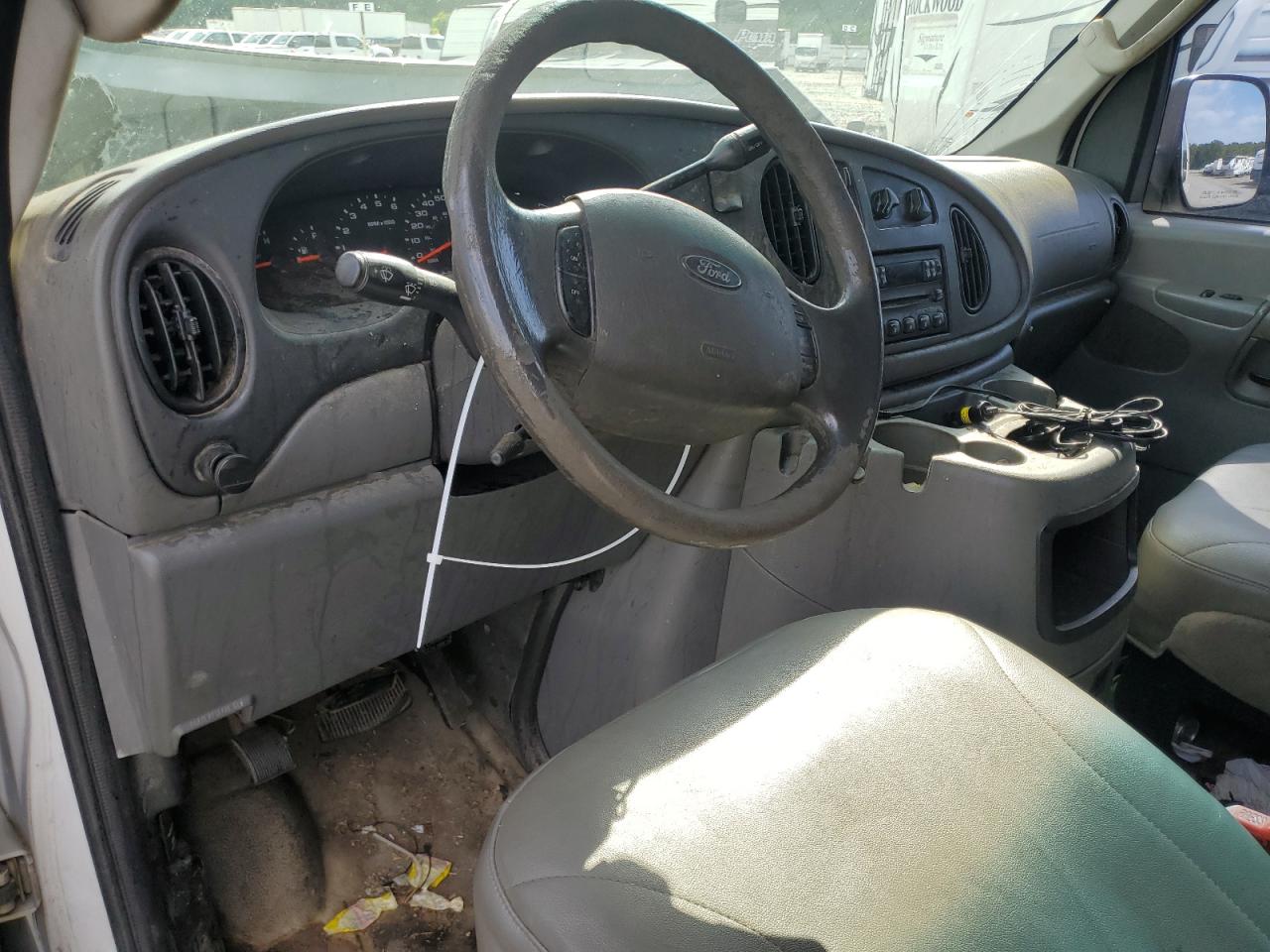 2007 Ford Econoline E150 Van White vin: 1FTNE14W77DB47835