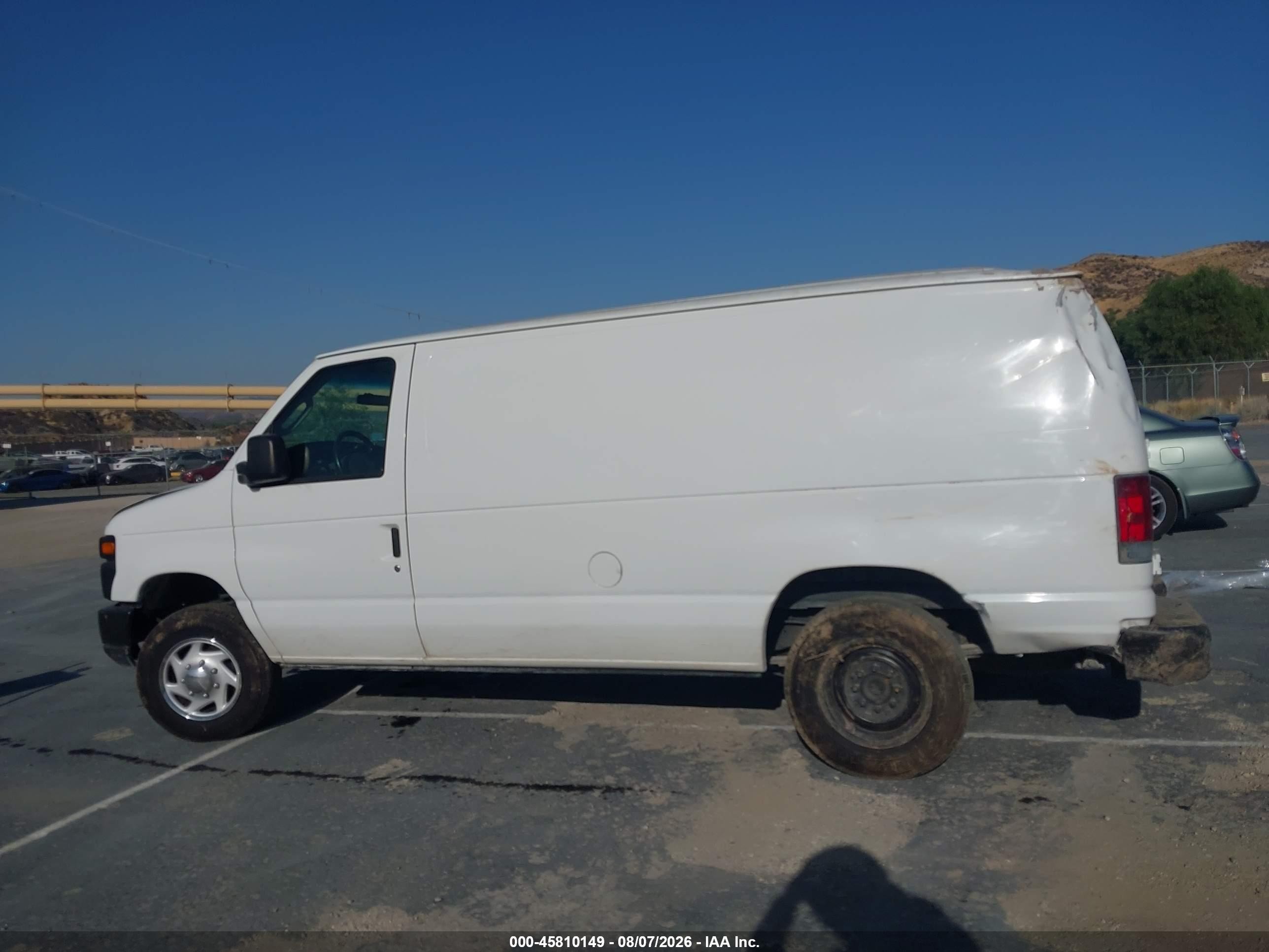 2008 Ford E-150   White vin: 1FTNE14W78DA19676