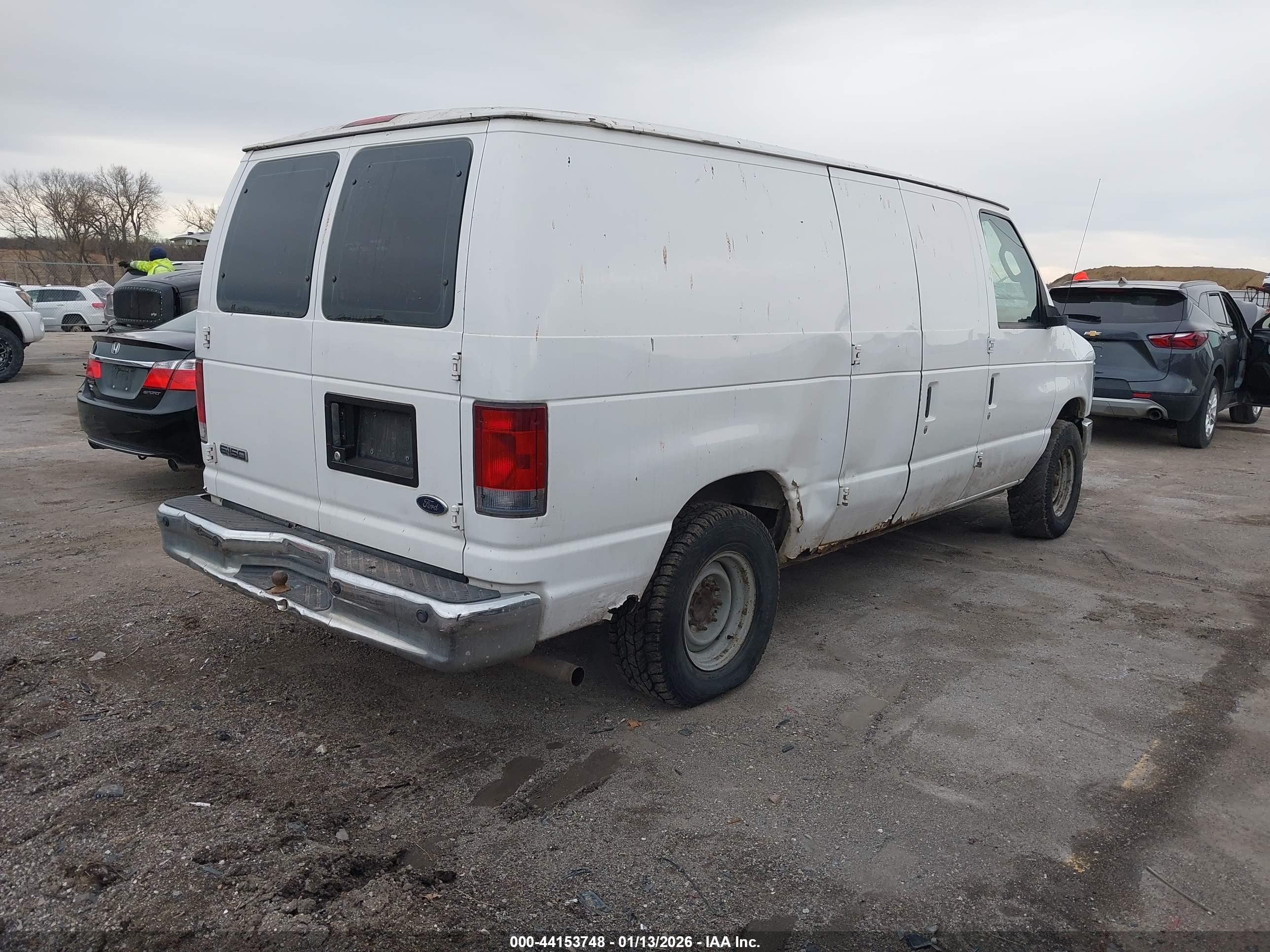 2008 Ford E-150 Commercial/recreational White vin: 1FTNE14W78DA33917