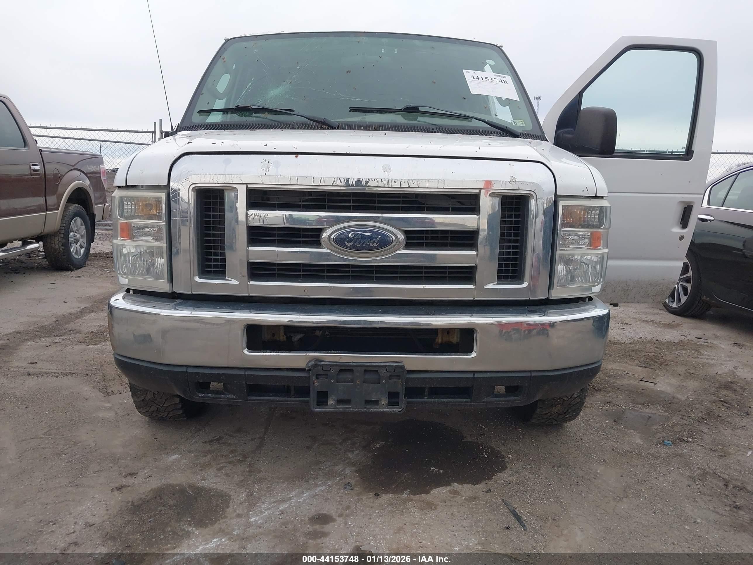2008 Ford E-150 Commercial/recreational White vin: 1FTNE14W78DA33917