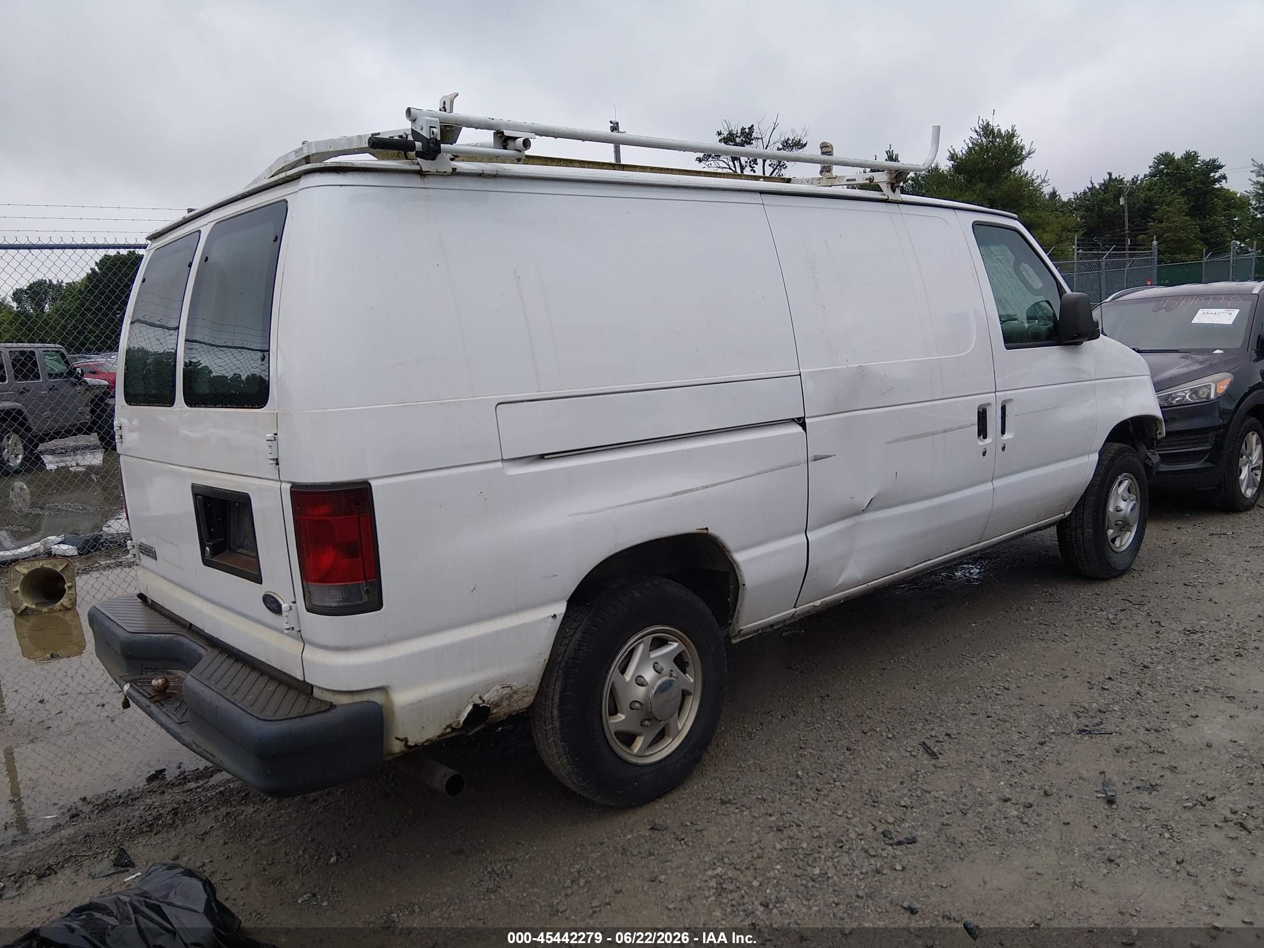 2007 Ford E-150 Commercial/recreational Белый vin: 1FTNE14W87DB23446