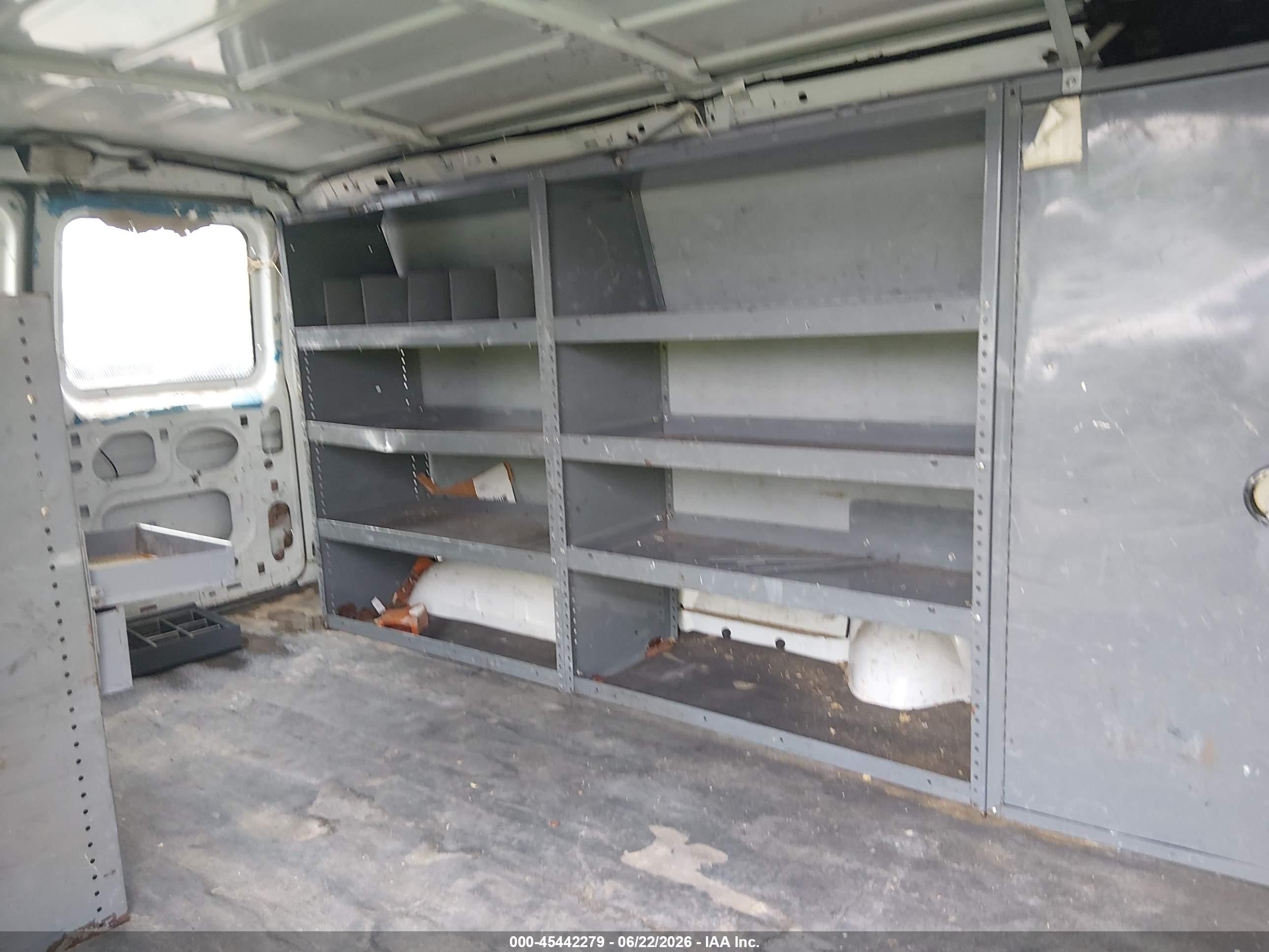 2007 Ford E-150 Commercial/recreational Белый vin: 1FTNE14W87DB23446