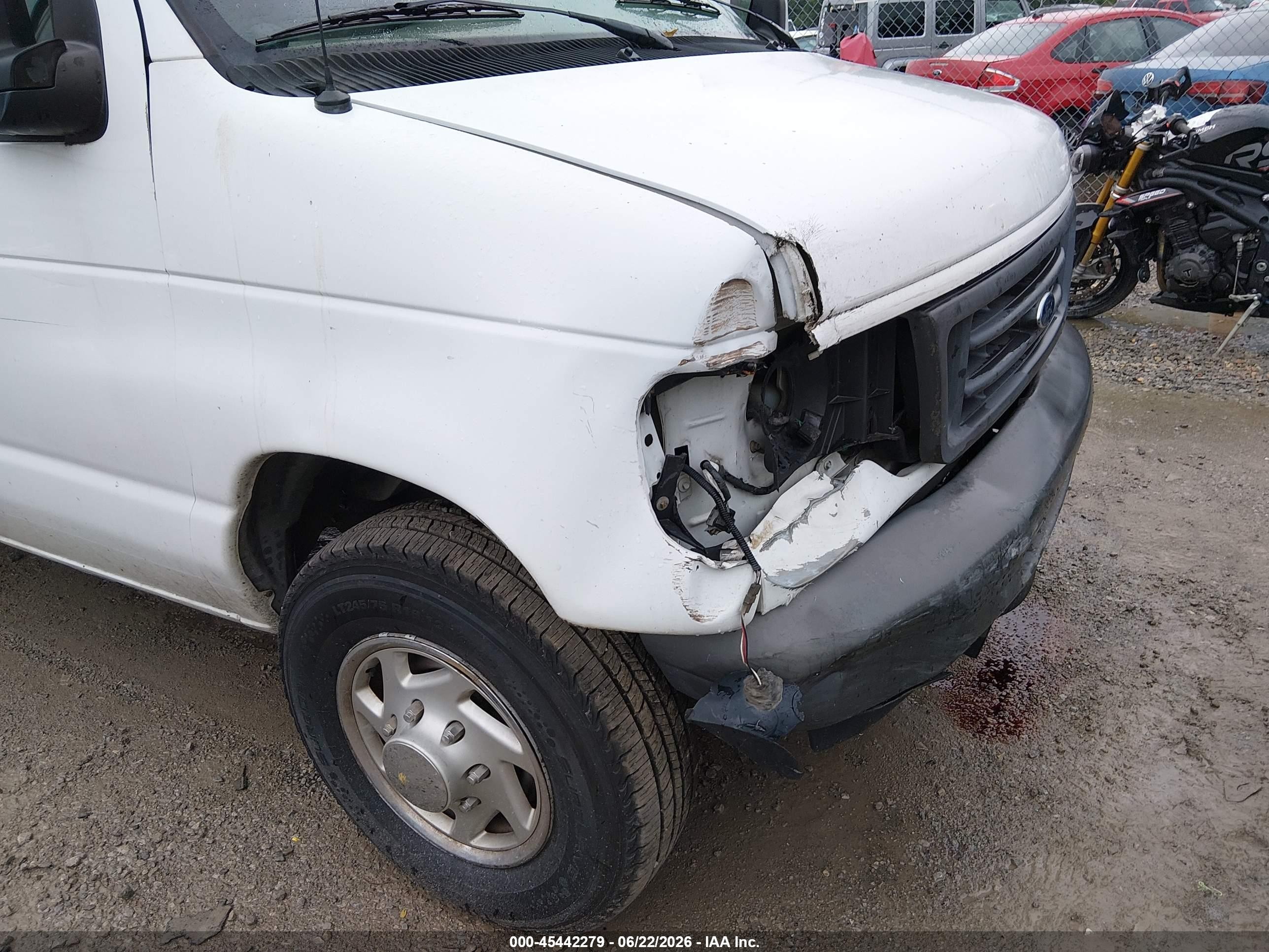2007 Ford E-150 Commercial/recreational Белый vin: 1FTNE14W87DB23446
