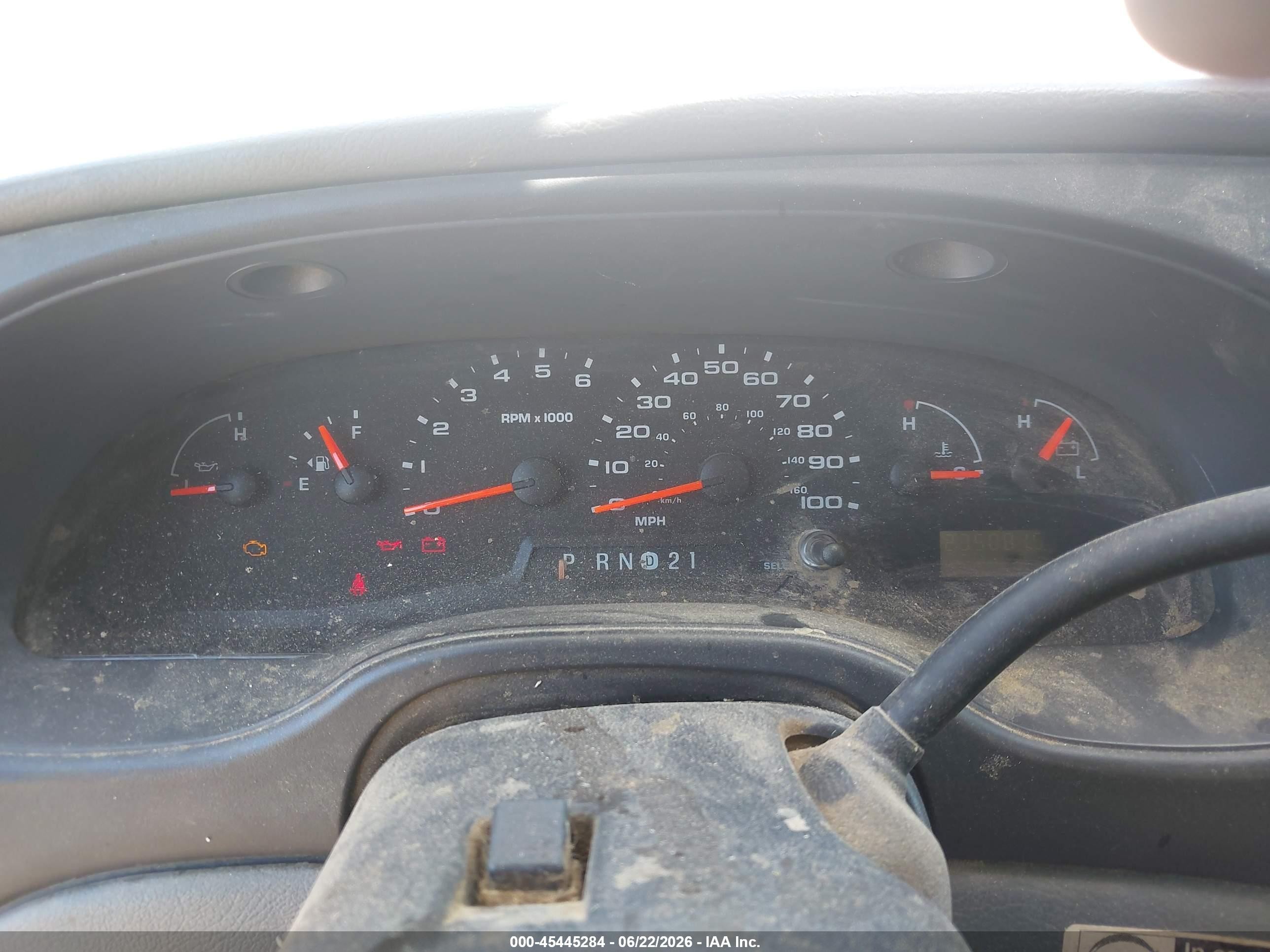 2008 Ford E-150 Commercial/recreational White vin: 1FTNE14W88DA91843