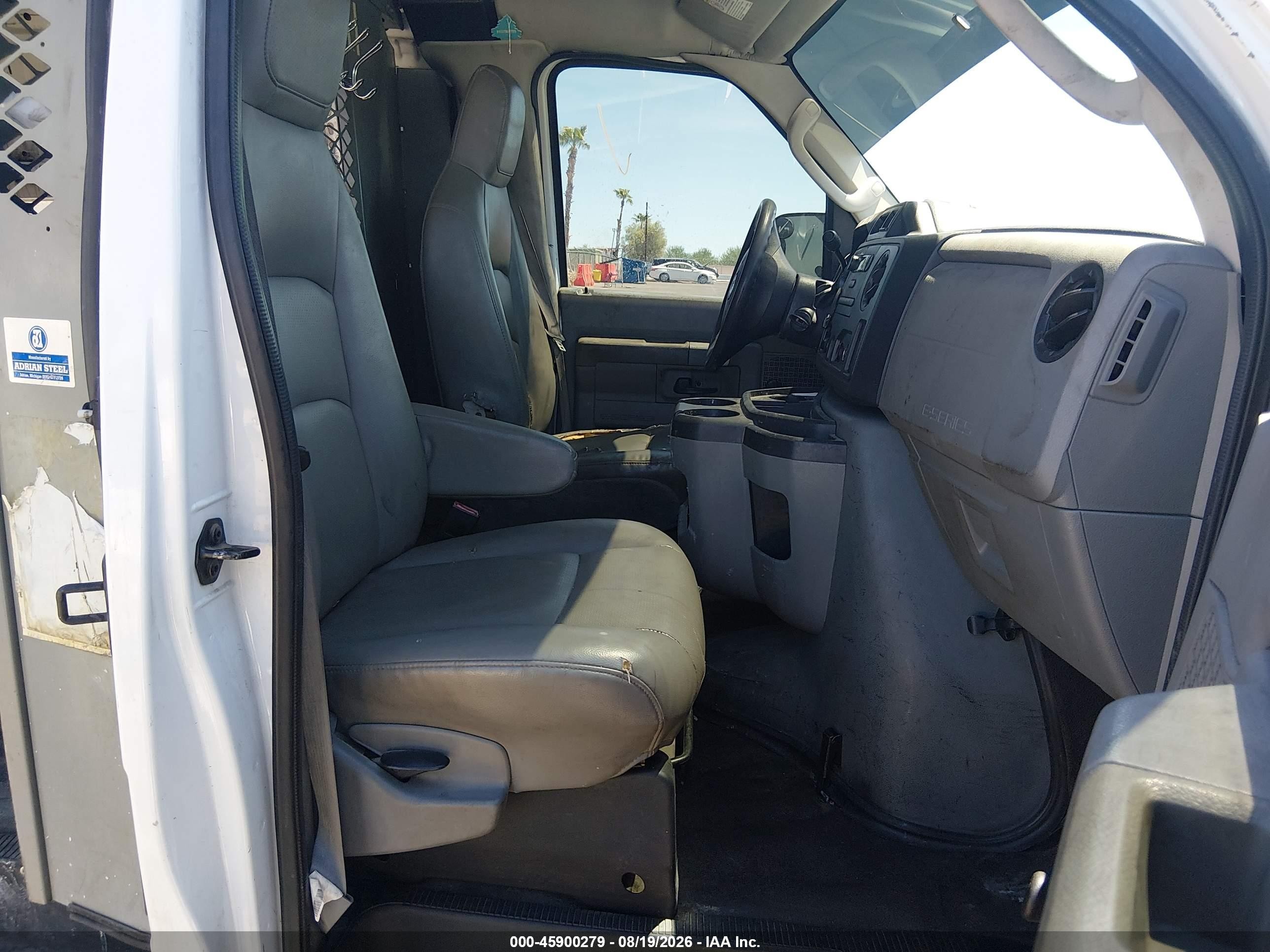 2009 Ford E-150 Commercial/recreational Белый vin: 1FTNE14W89DA78429