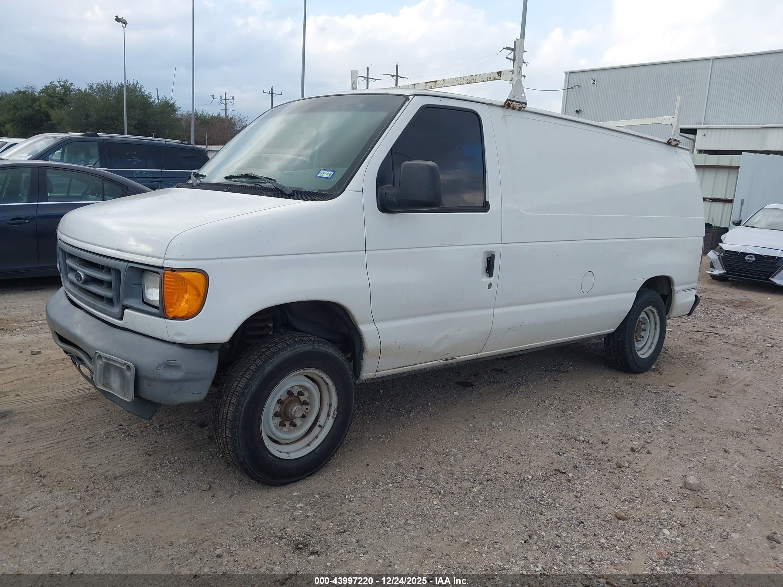 2007 Ford E-150 Commercial/recreational White vin: 1FTNE14W97DB04579