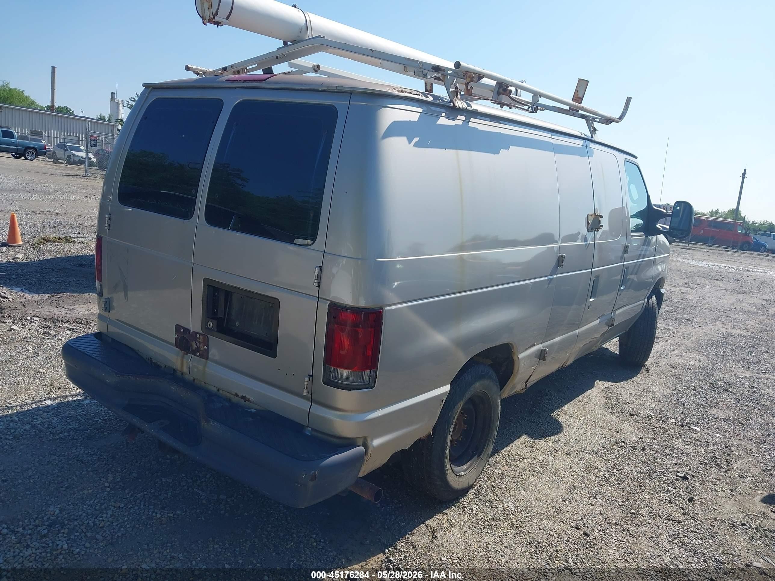 2008 Ford E-150 Commercial/recreational Silver vin: 1FTNE14W98DA30307