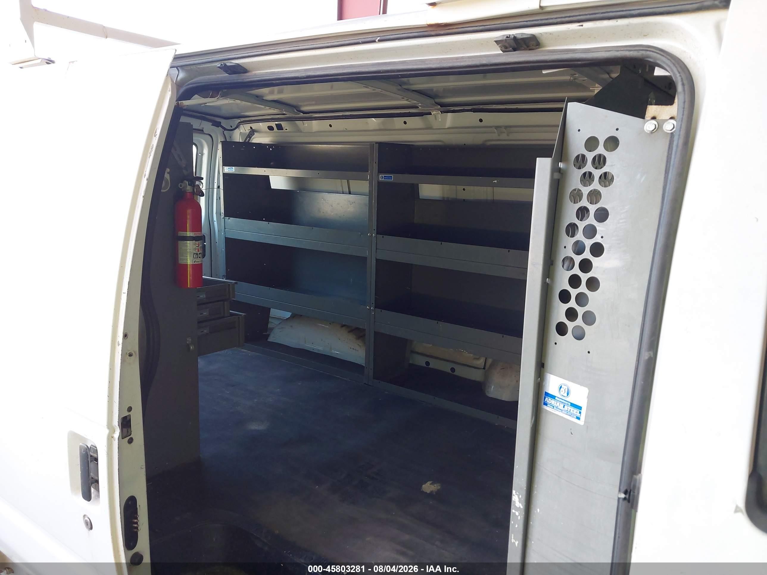 2008 Ford E-150 Commercial/recreational White vin: 1FTNE14WX8DA37119