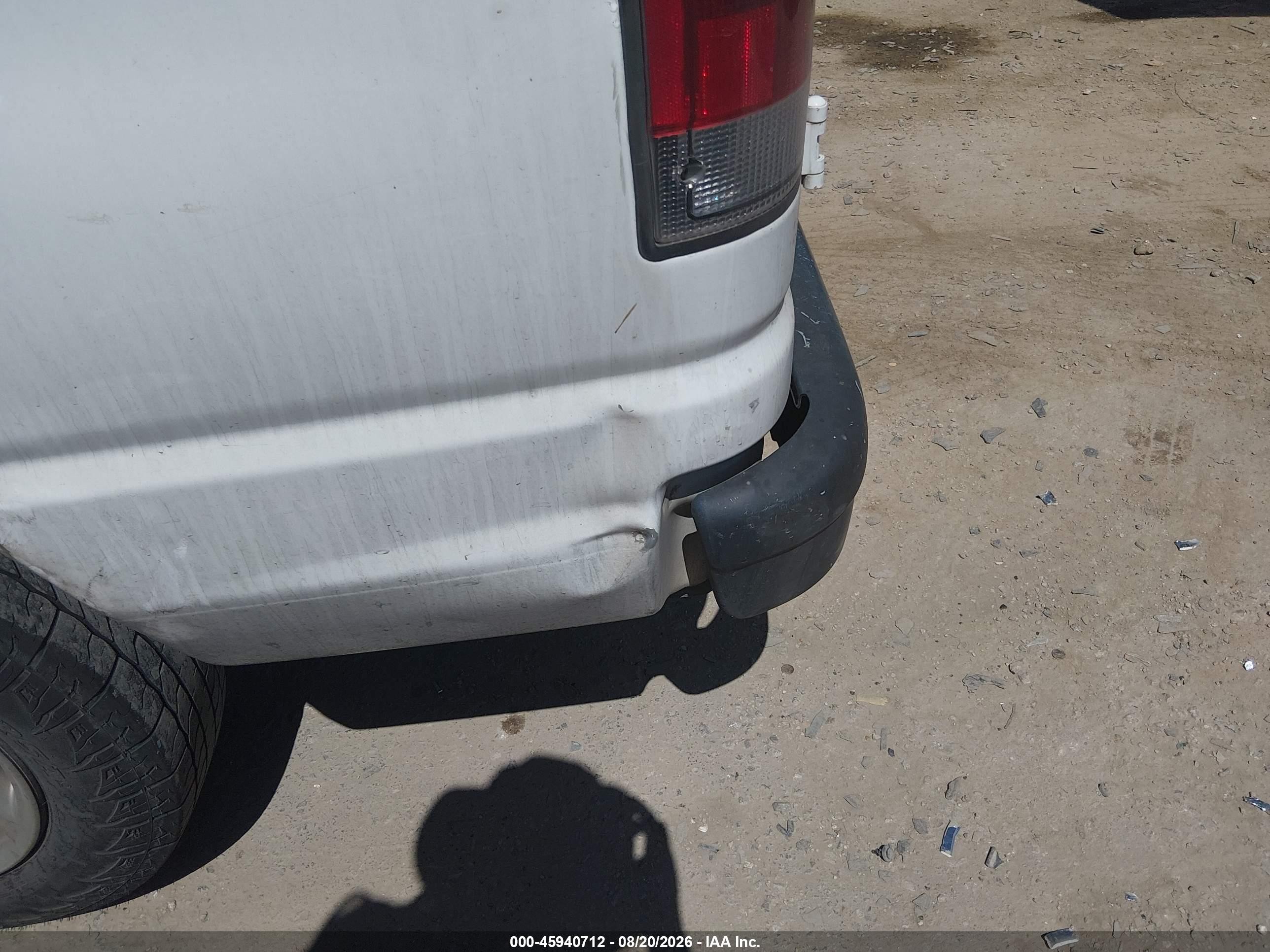 2009 Ford E-150 Commercial/recreational White vin: 1FTNE14WX9DA47876