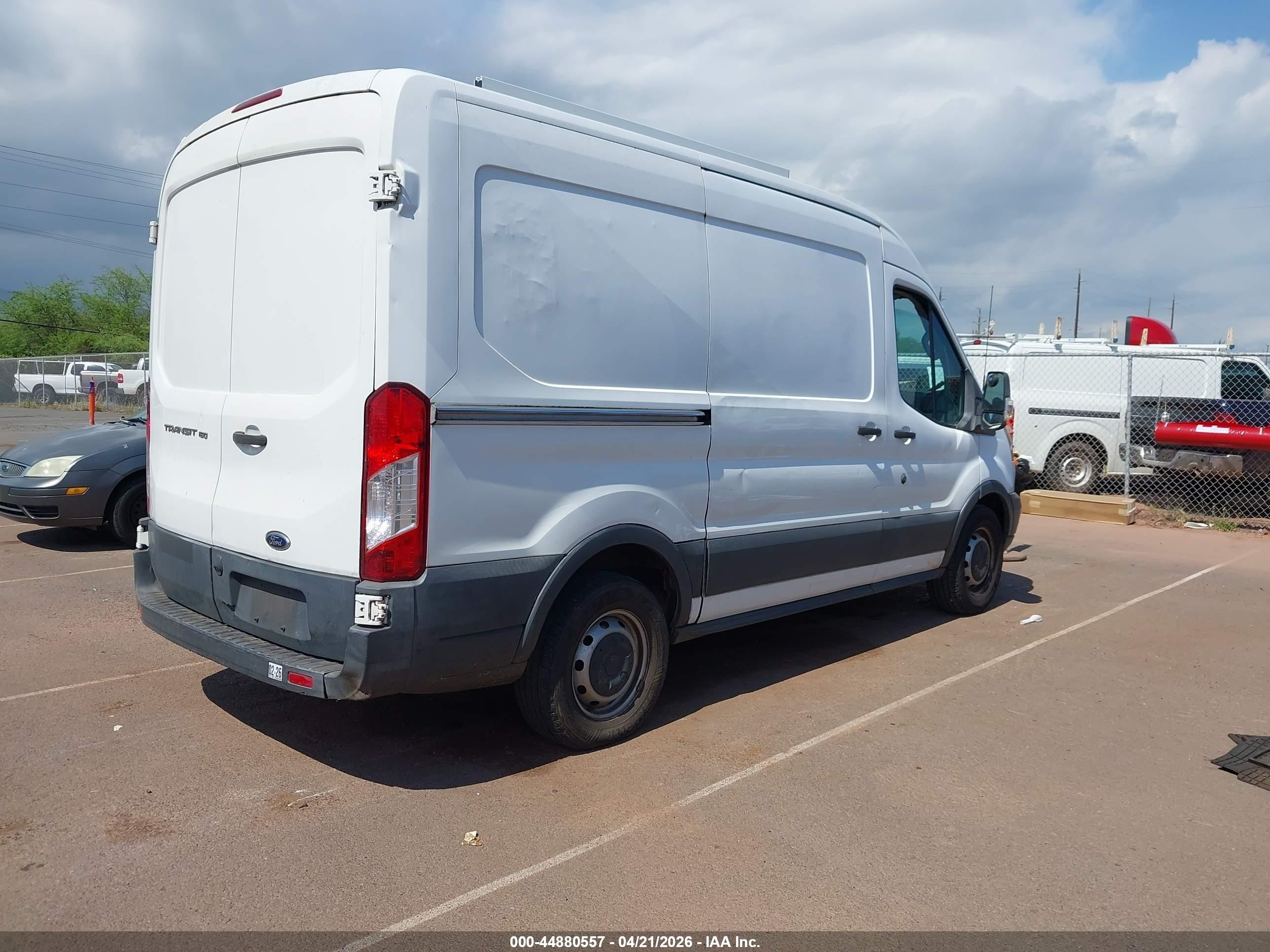 2015 Ford Transit-150   White vin: 1FTNE1CMXFKA87639