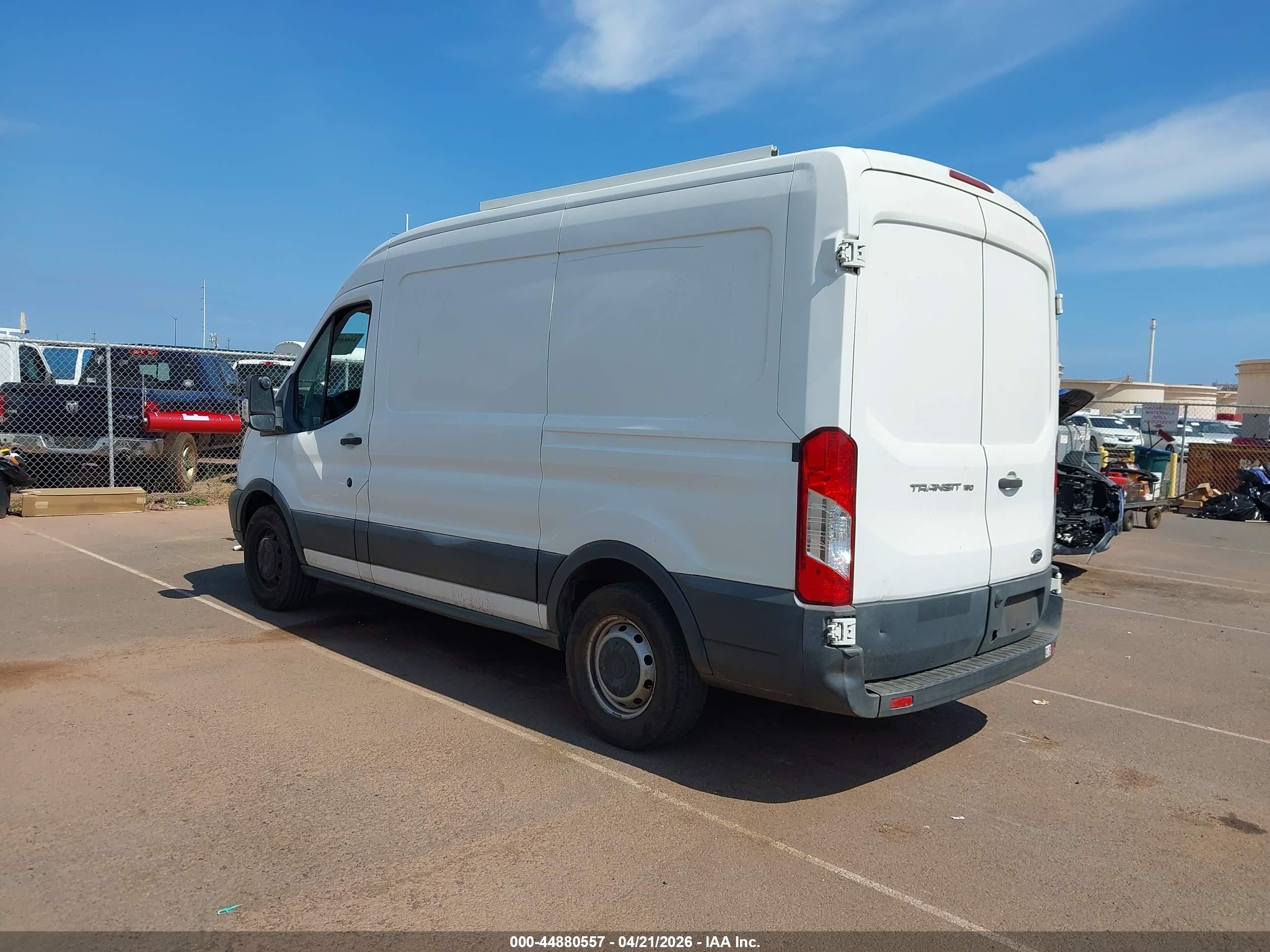 2015 Ford Transit-150   White vin: 1FTNE1CMXFKA87639