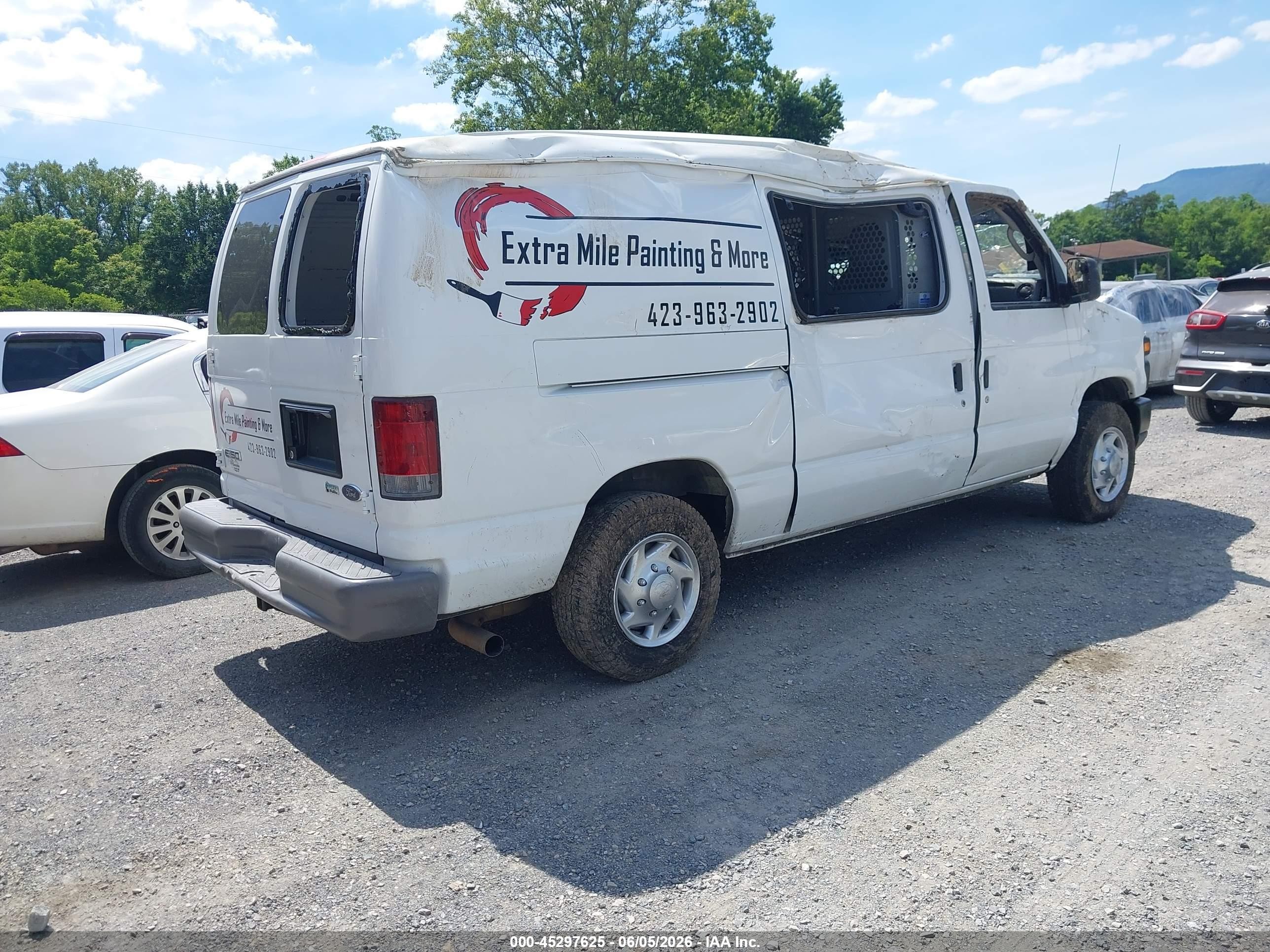 2010 Ford E-150 Commercial/recreational White vin: 1FTNE1EL0ADA92799