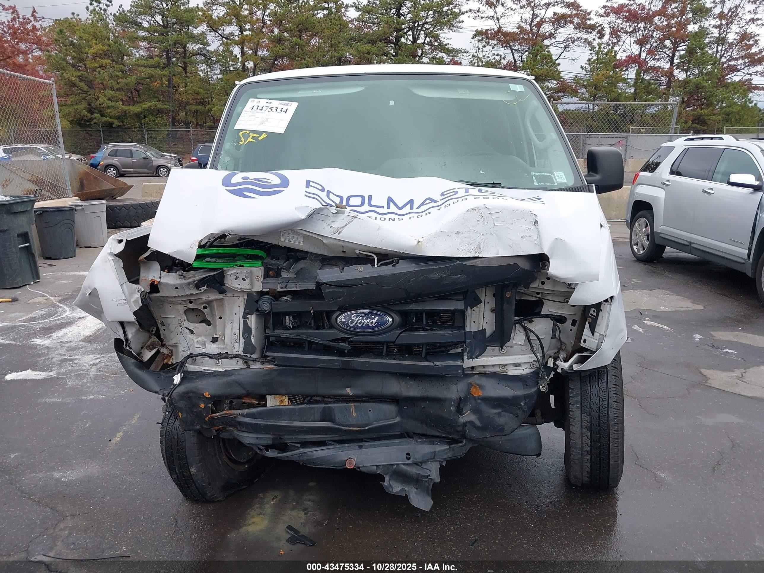2010 Ford E-150 Commercial/recreational White vin: 1FTNE1EL5ADA16821