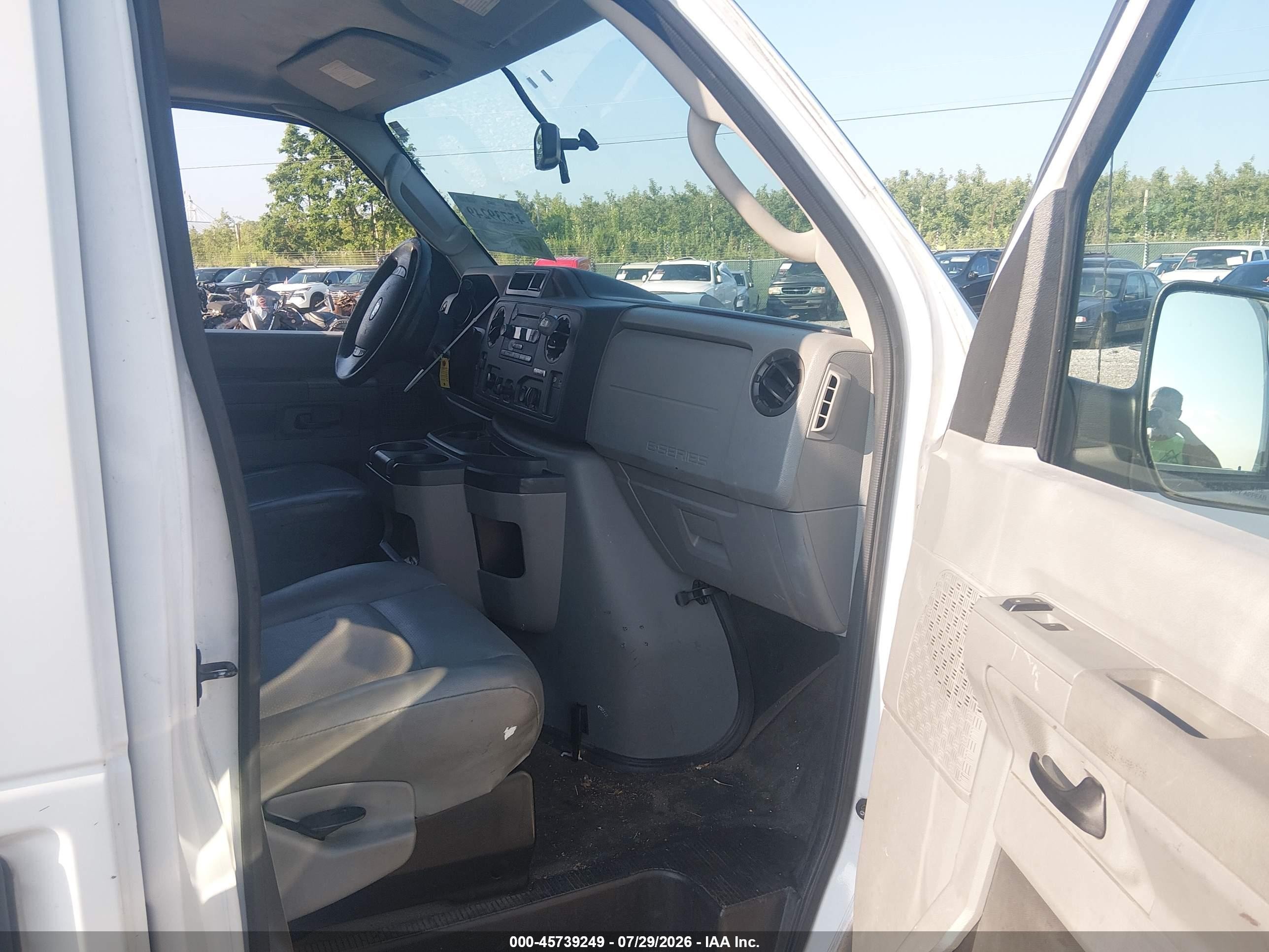 2012 Ford E-150 Commercial White vin: 1FTNE1EL6CDA23568