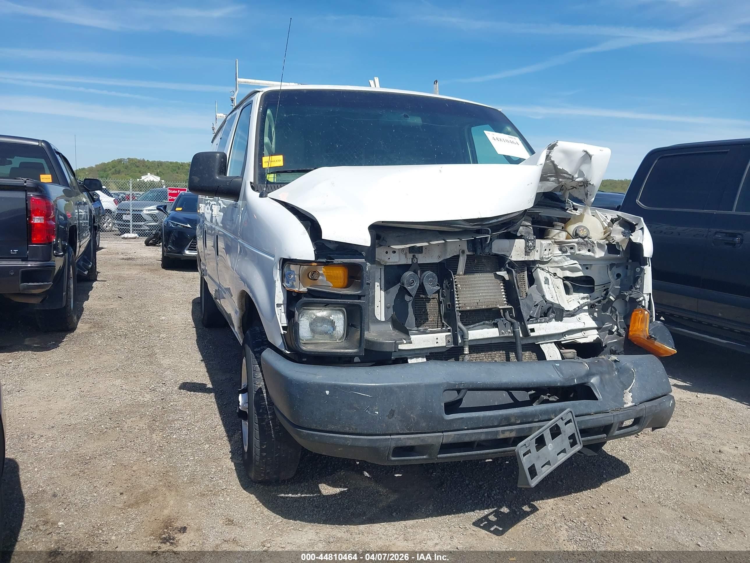 2014 Ford E-150 Commercial Белый vin: 1FTNE1EL8EDA47518