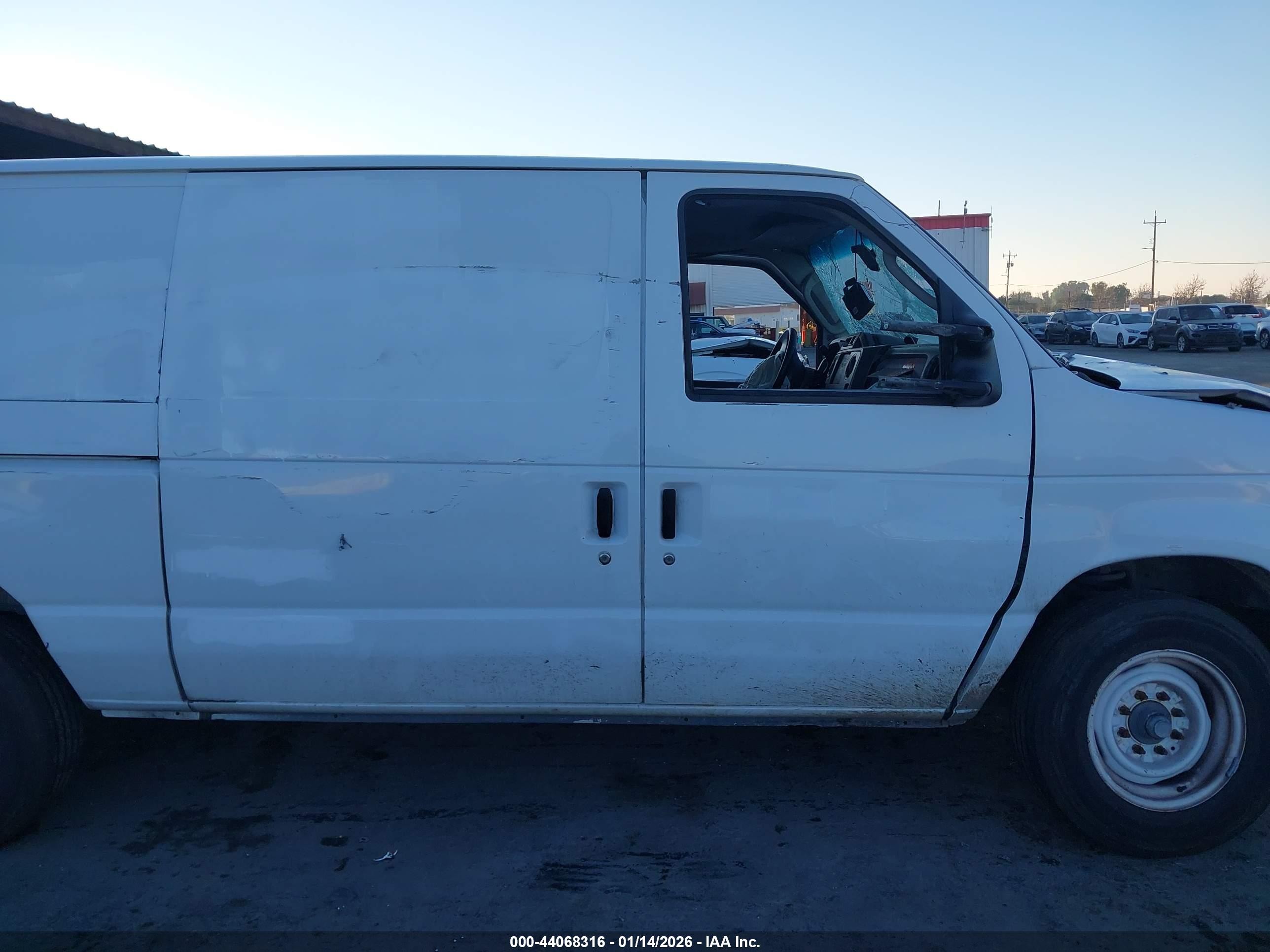 2010 Ford E-150 Commercial/recreational White vin: 1FTNE1EW0ADA90867