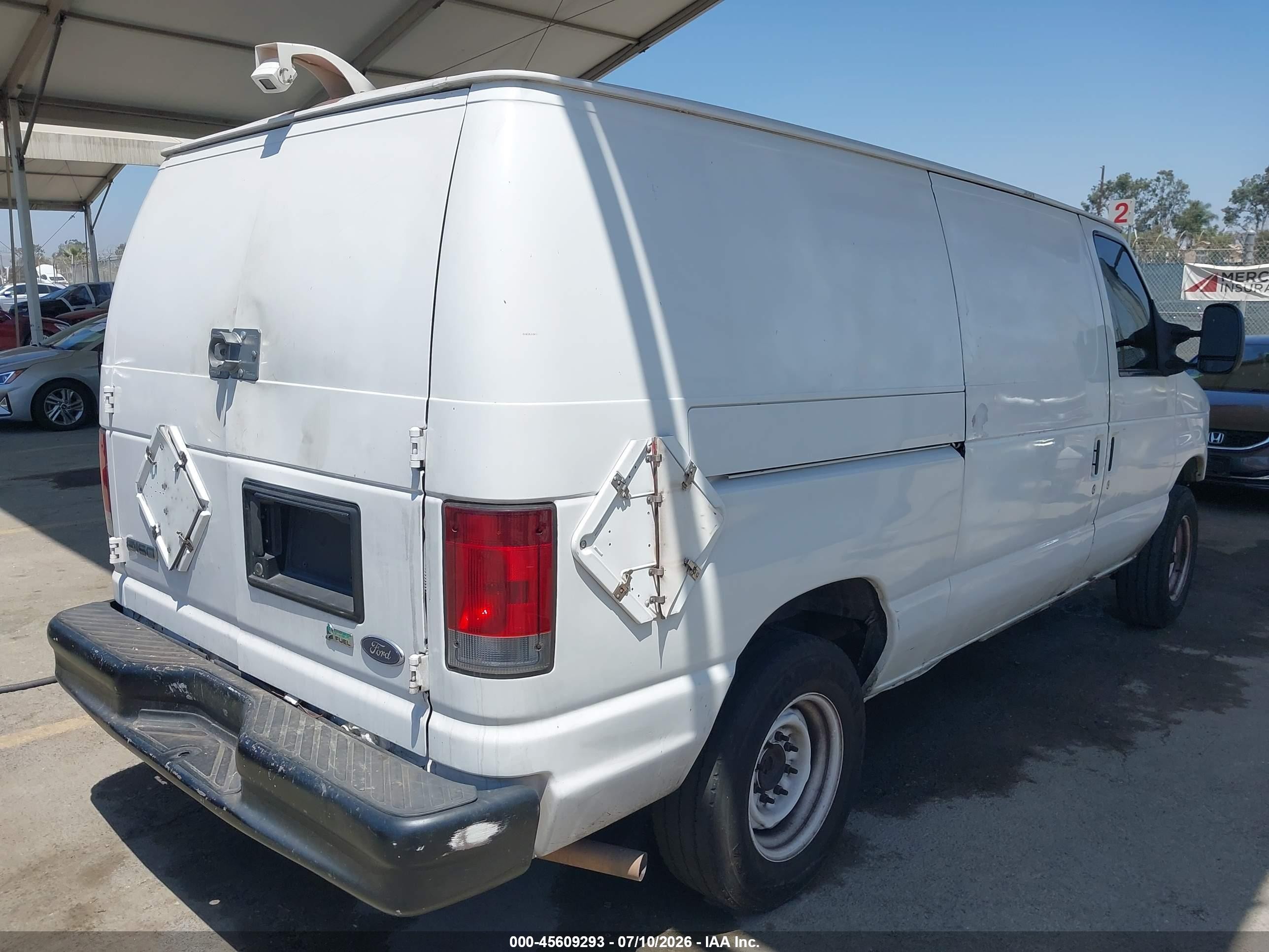 2010 Ford E-150   White vin: 1FTNE1EW0ADA90917