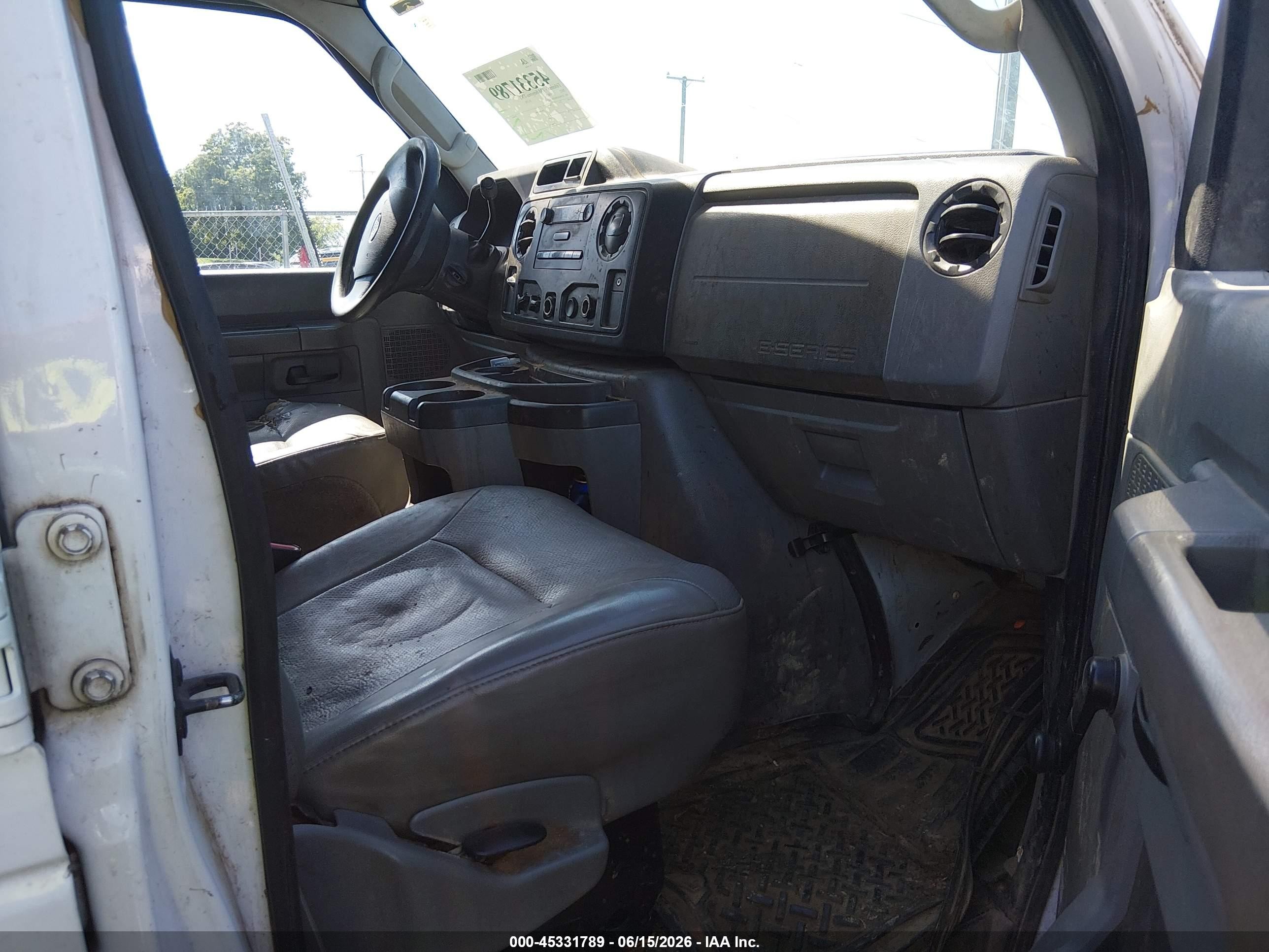 2012 Ford E-150 Commercial White vin: 1FTNE1EW0CDA15623