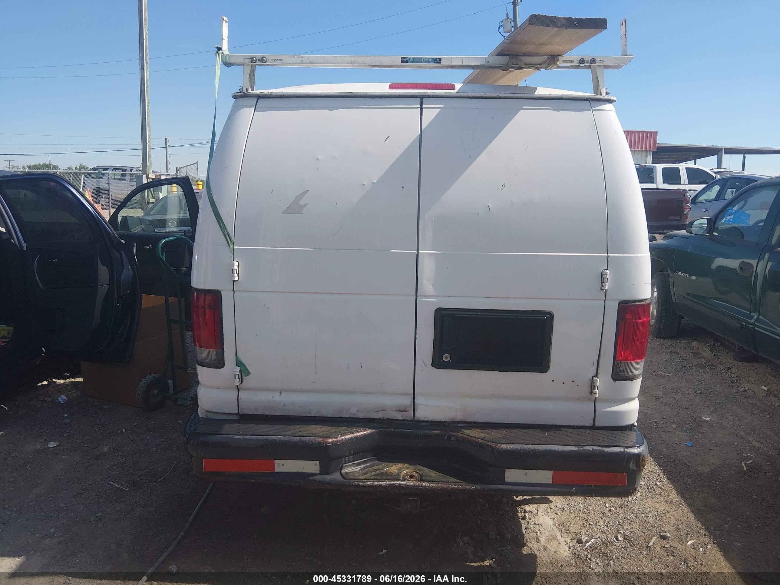 2012 Ford E-150 Commercial White vin: 1FTNE1EW0CDA15623