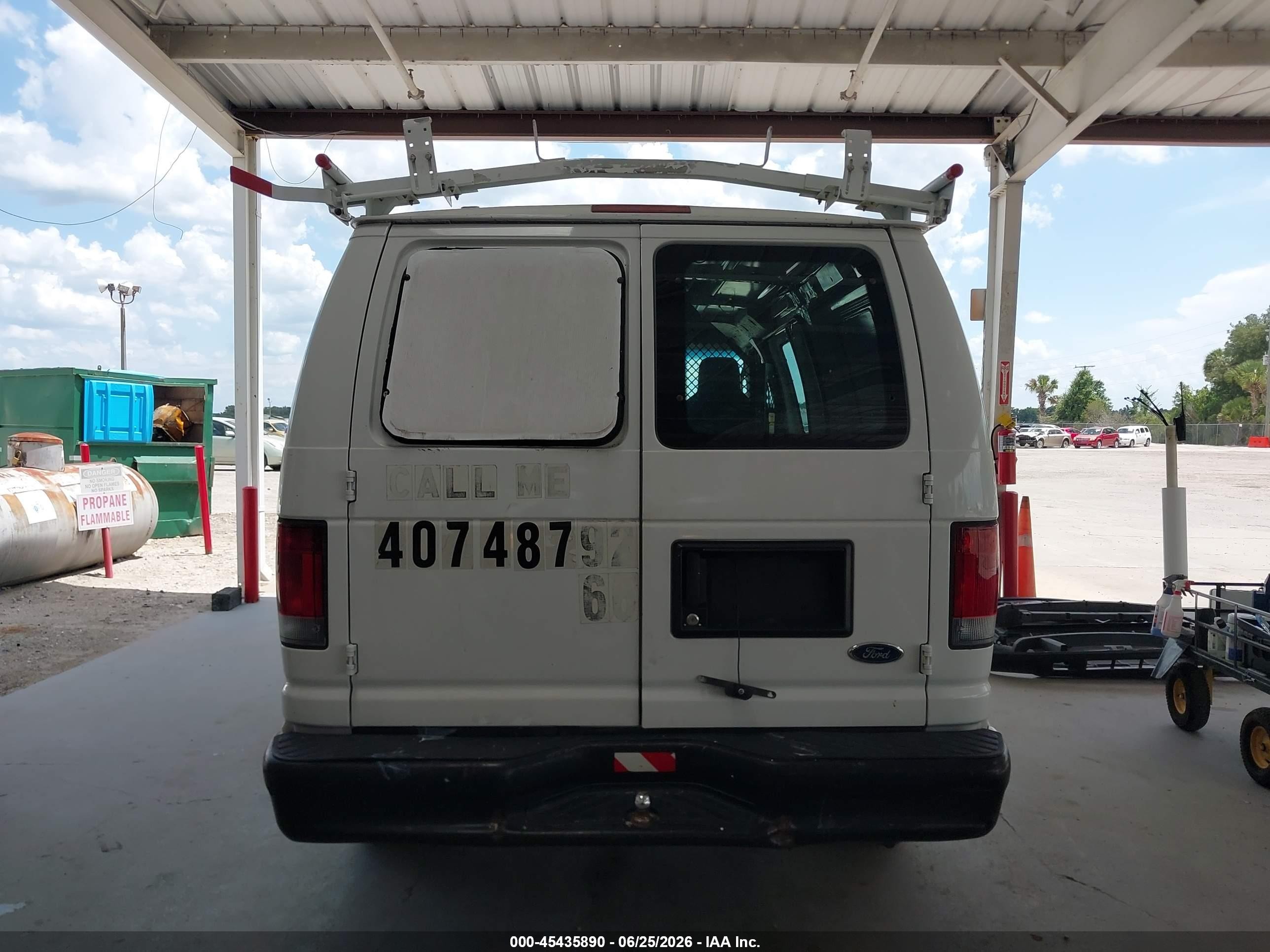 2013 Ford E-150 Commercial White vin: 1FTNE1EW0DDA10858