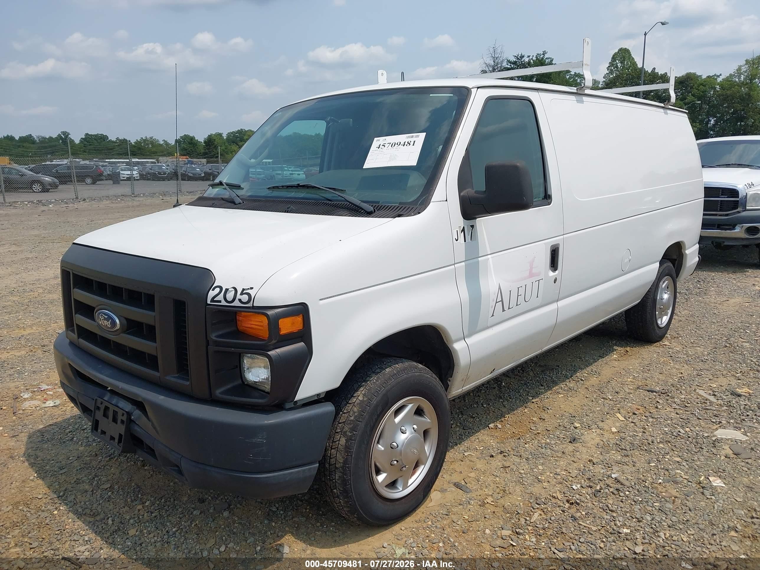 2010 Ford E-150 Commercial/recreational Белый vin: 1FTNE1EW1ADA14929
