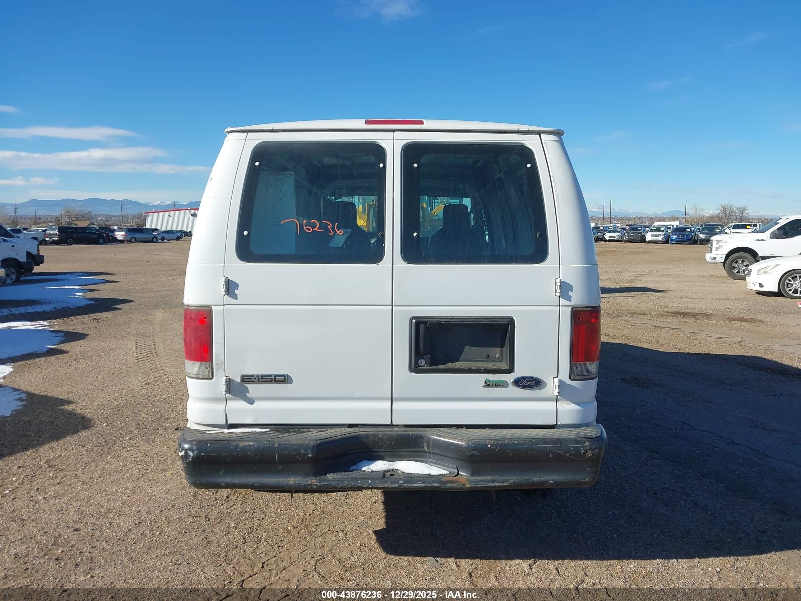2010 Ford E-150 Commercial/recreational White vin: 1FTNE1EW1ADA69221